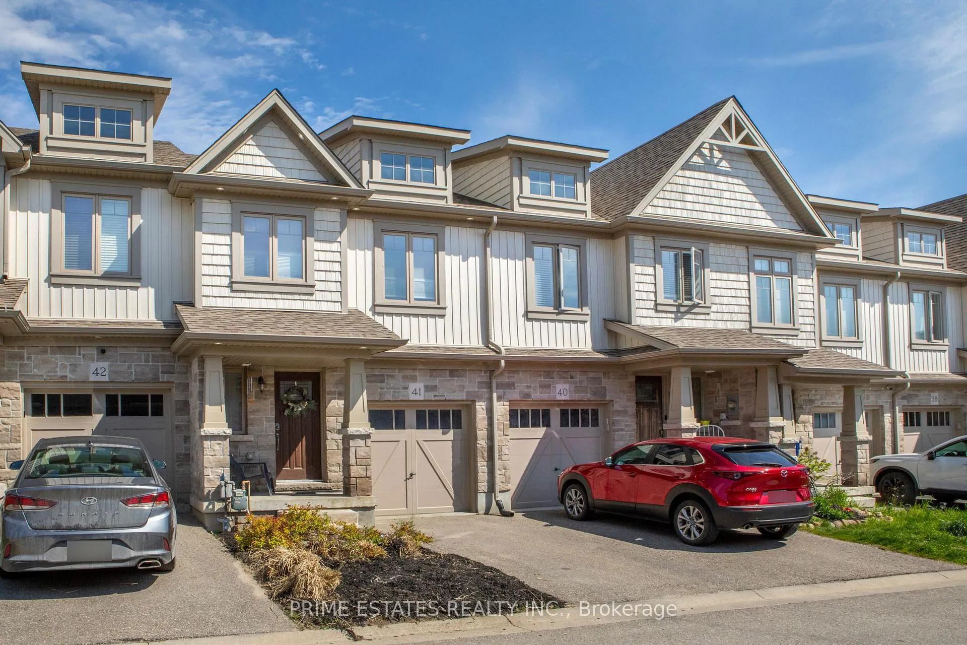 Photo 1 of 124 Parkinson Crescent, Orangeville — HOMEH