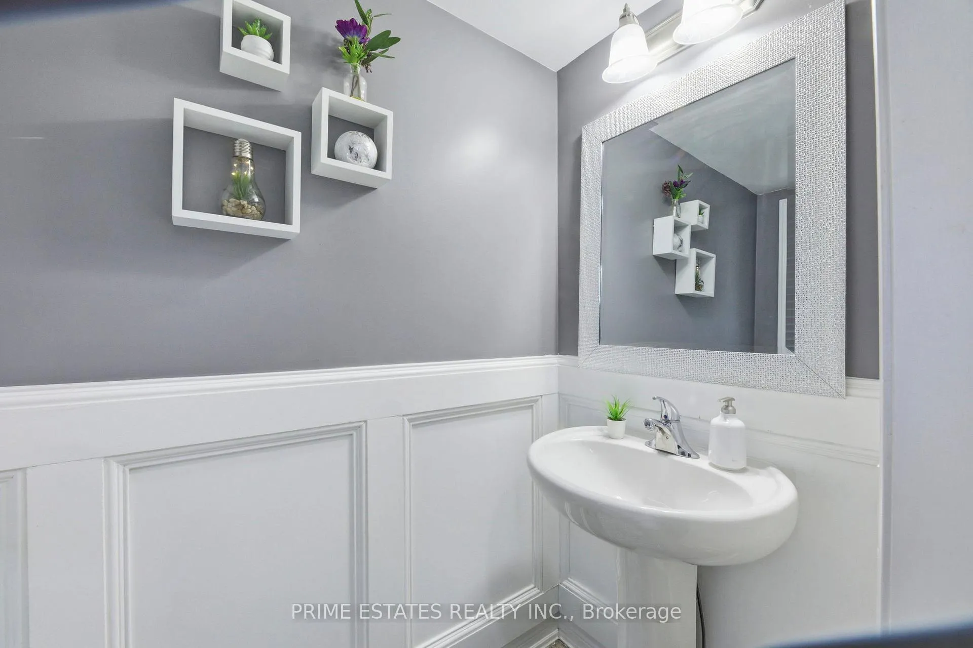 Photo 7 of 124 Parkinson Crescent, Orangeville — HOMEH