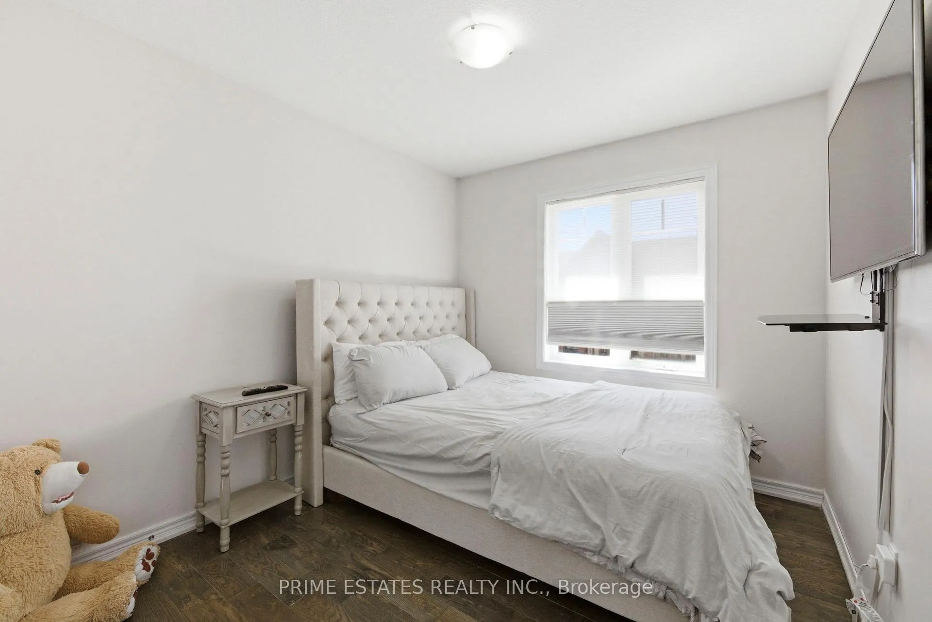 Photo 26 of 124 Parkinson Crescent, Orangeville — HOMEH
