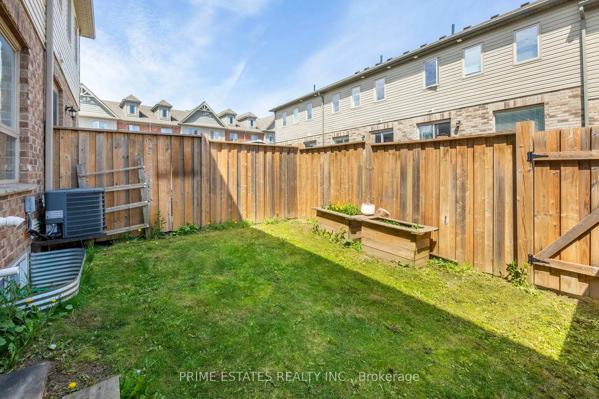 Photo 30 of 124 Parkinson Crescent, Orangeville — HOMEH
