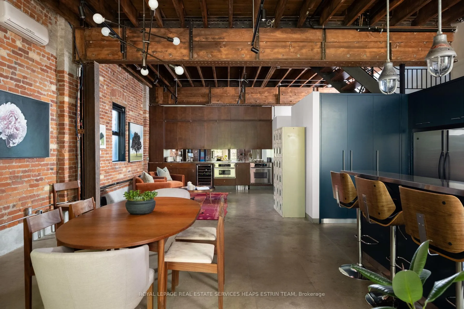 Photo 6 of 121R Fermanagh Avenue, Toronto, Roncesvalles — HOMEH