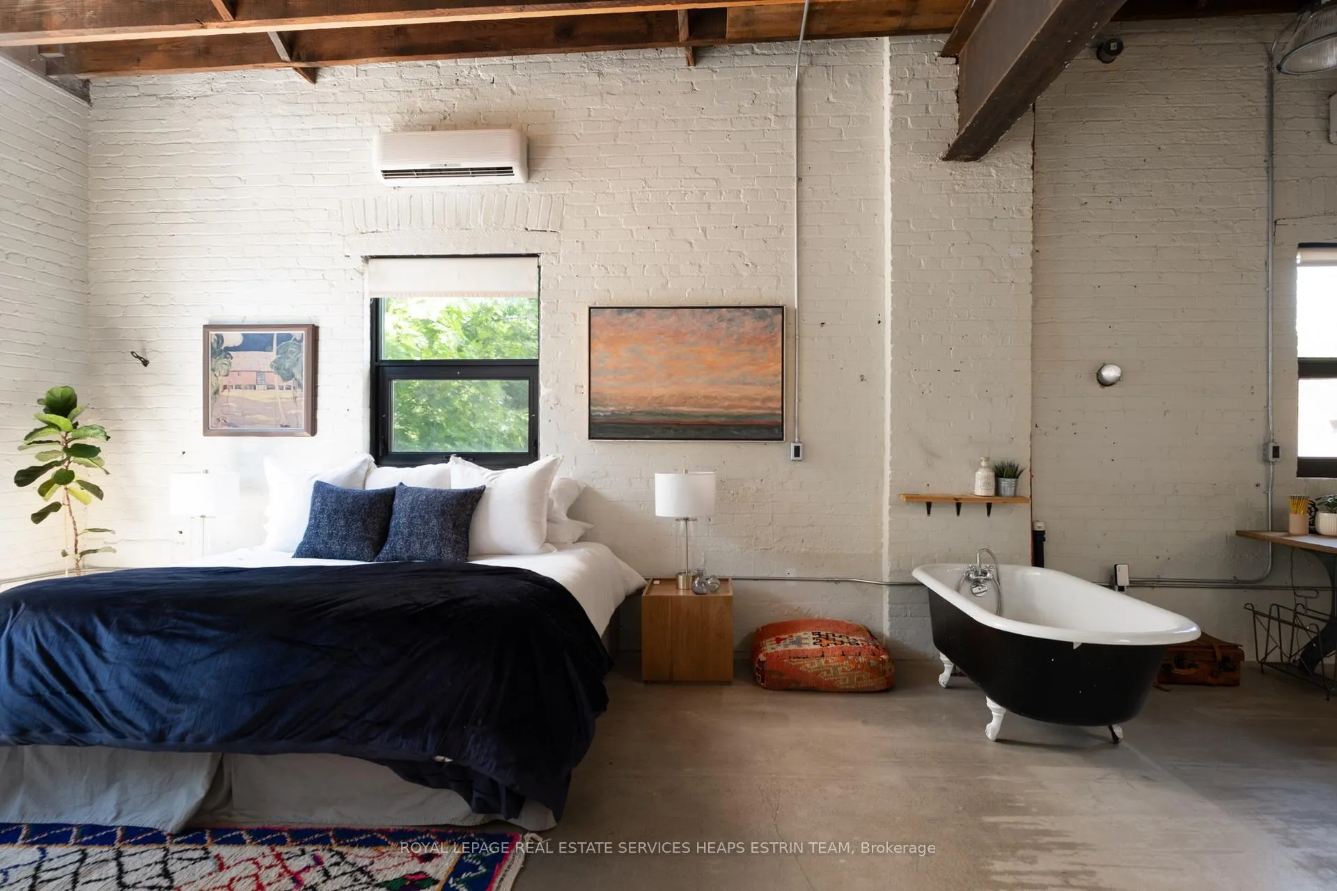 Photo 20 of 121R Fermanagh Avenue, Toronto, Roncesvalles — HOMEH