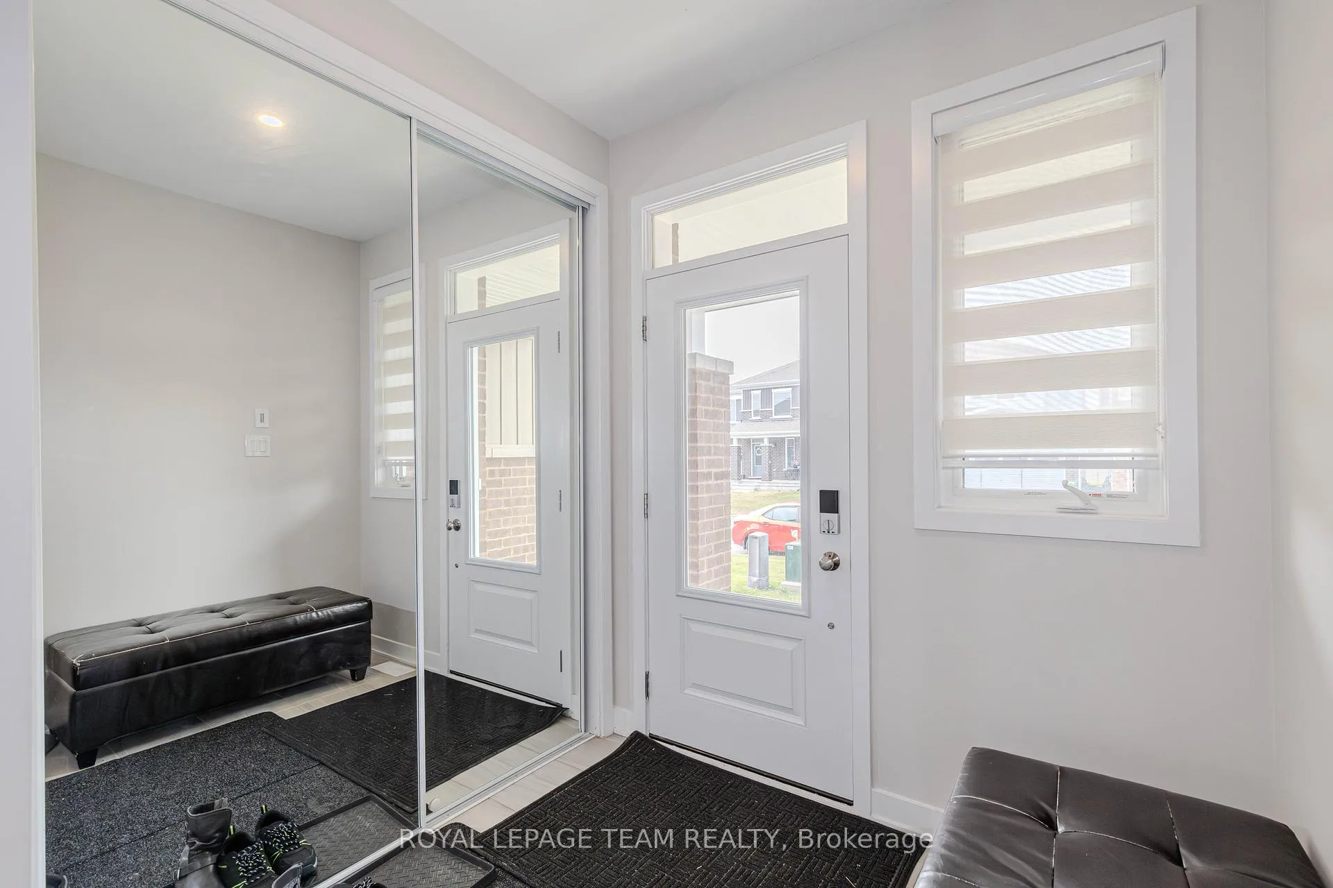 Photo 3 of 97 Mudminnow Crescent, Ottawa, Avalon West — HOMEH