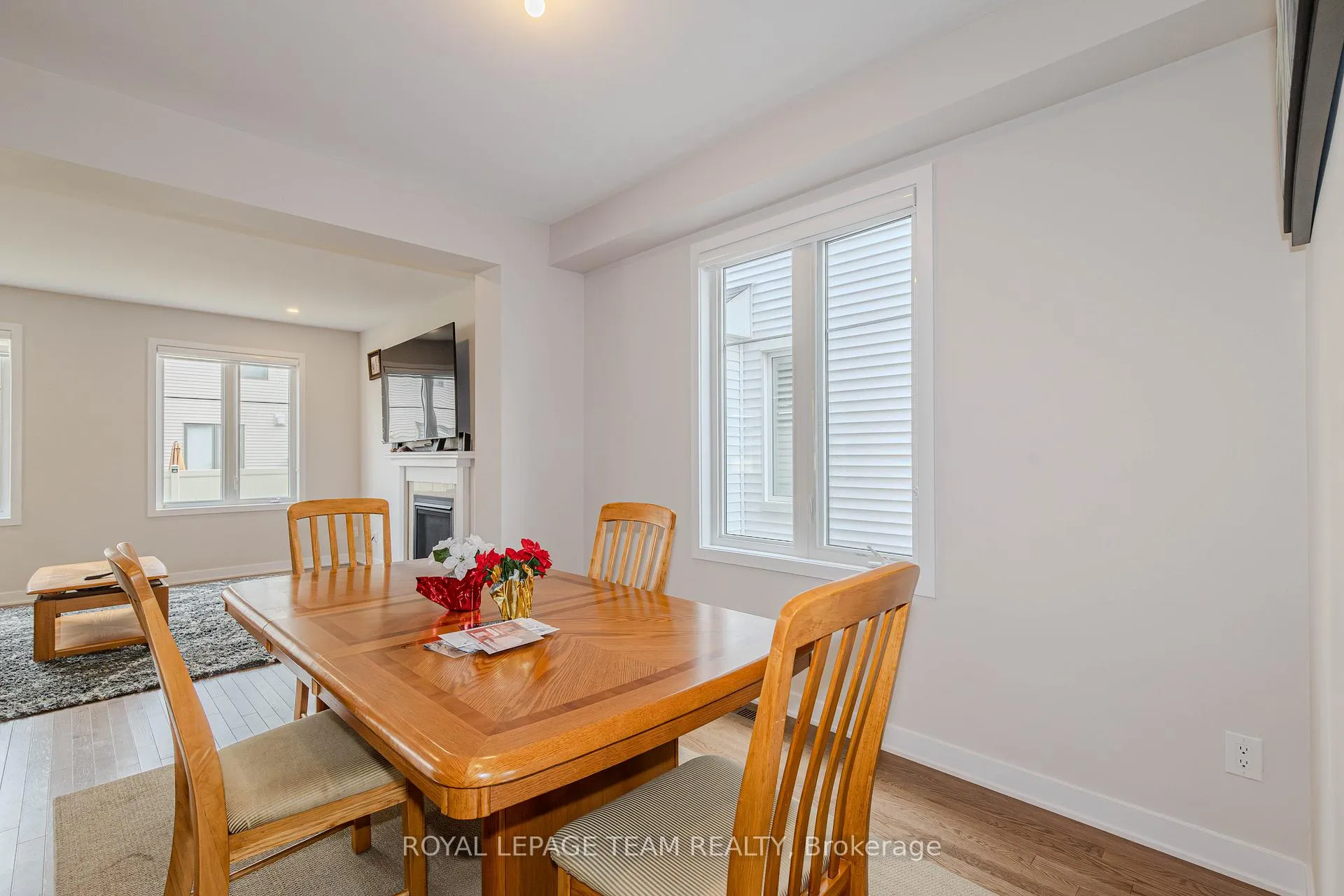 Photo 6 of 97 Mudminnow Crescent, Ottawa, Avalon West — HOMEH