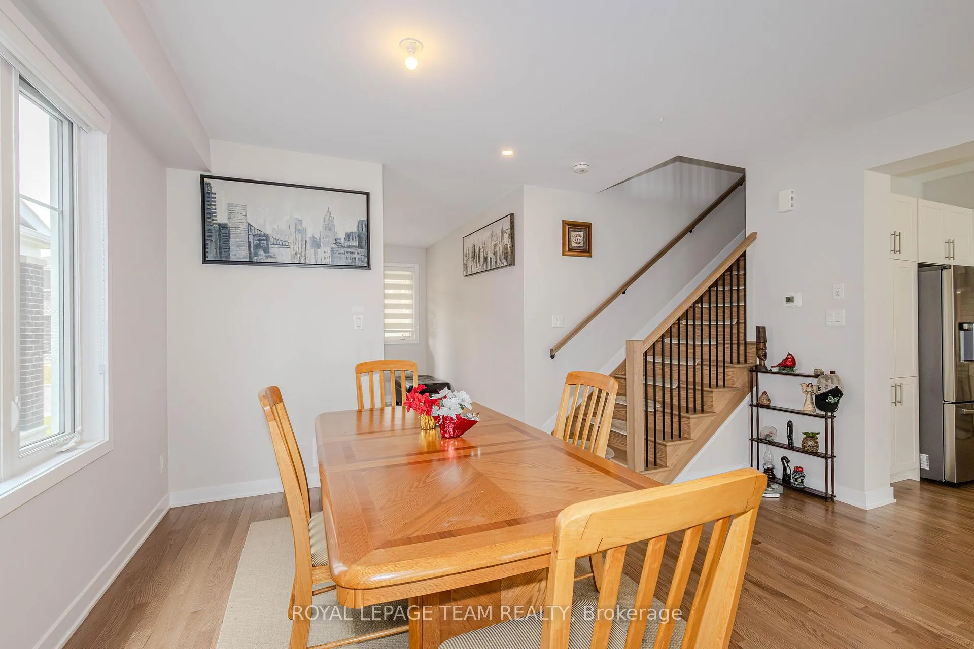 Photo 9 of 97 Mudminnow Crescent, Ottawa, Avalon West — HOMEH