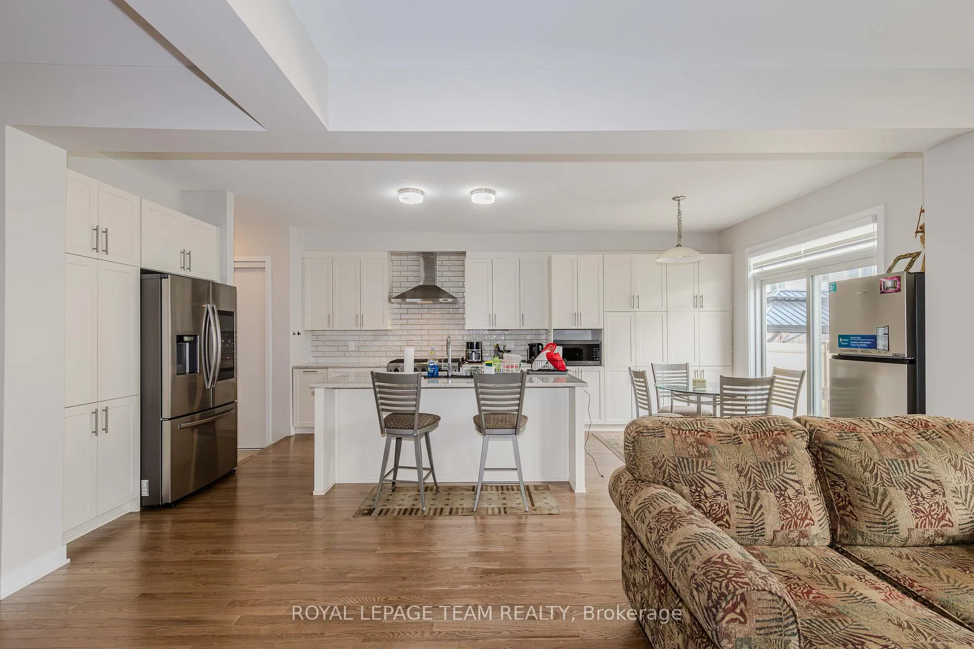 Photo 15 of 97 Mudminnow Crescent, Ottawa, Avalon West — HOMEH