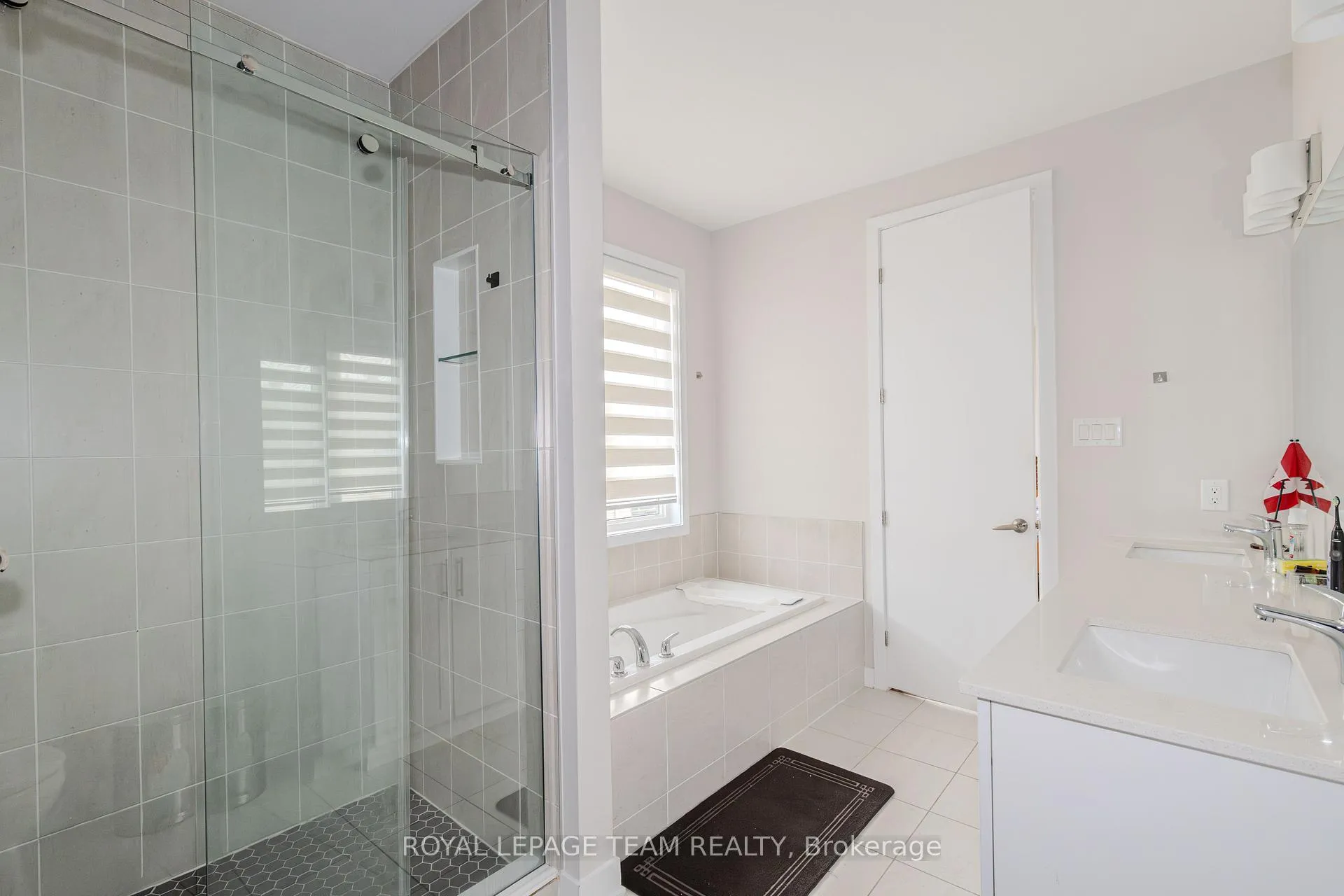 Photo 32 of 97 Mudminnow Crescent, Ottawa, Avalon West — HOMEH