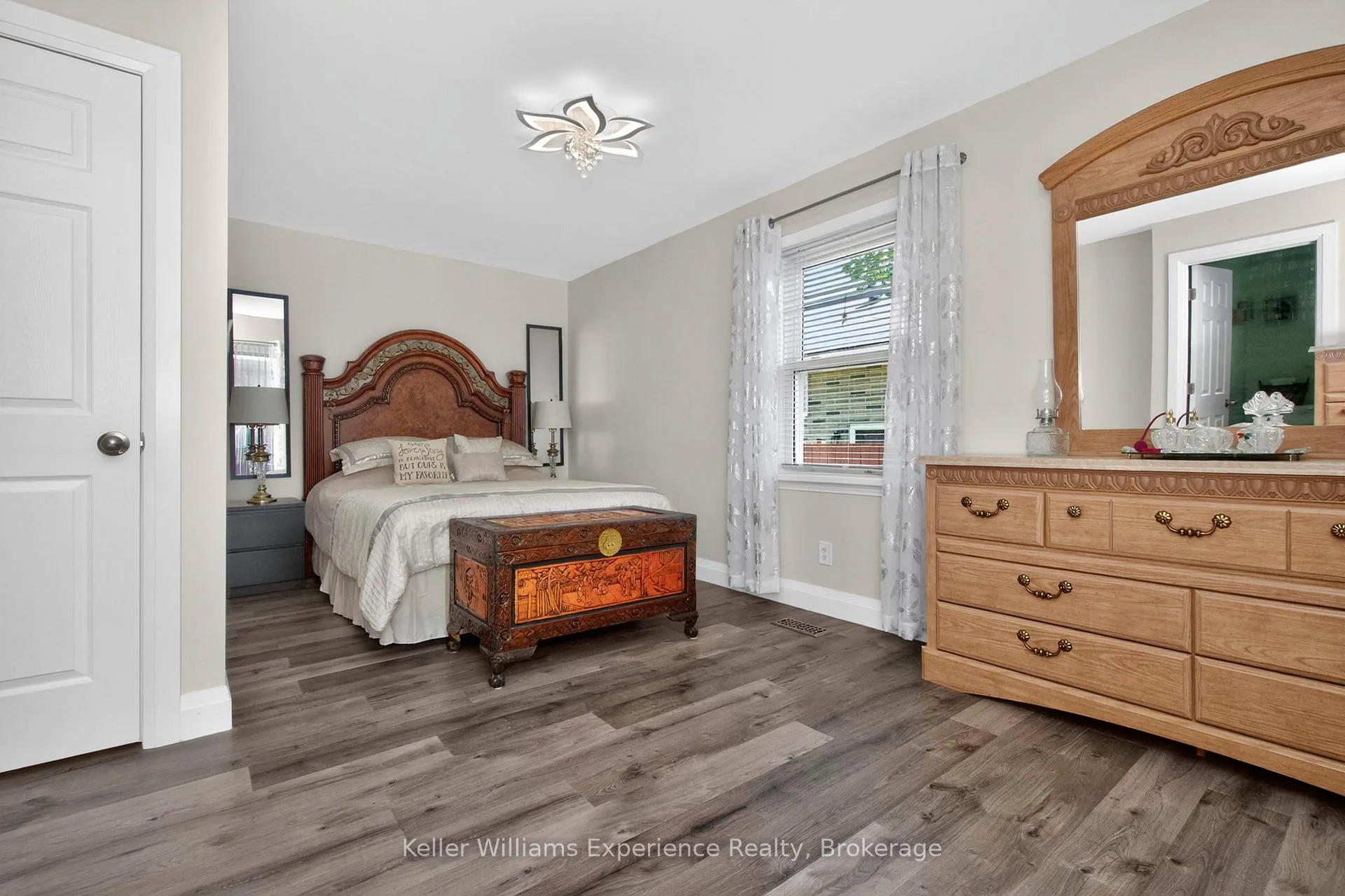 Photo 21 of 174 Seventh Street, Midland — HOMEH