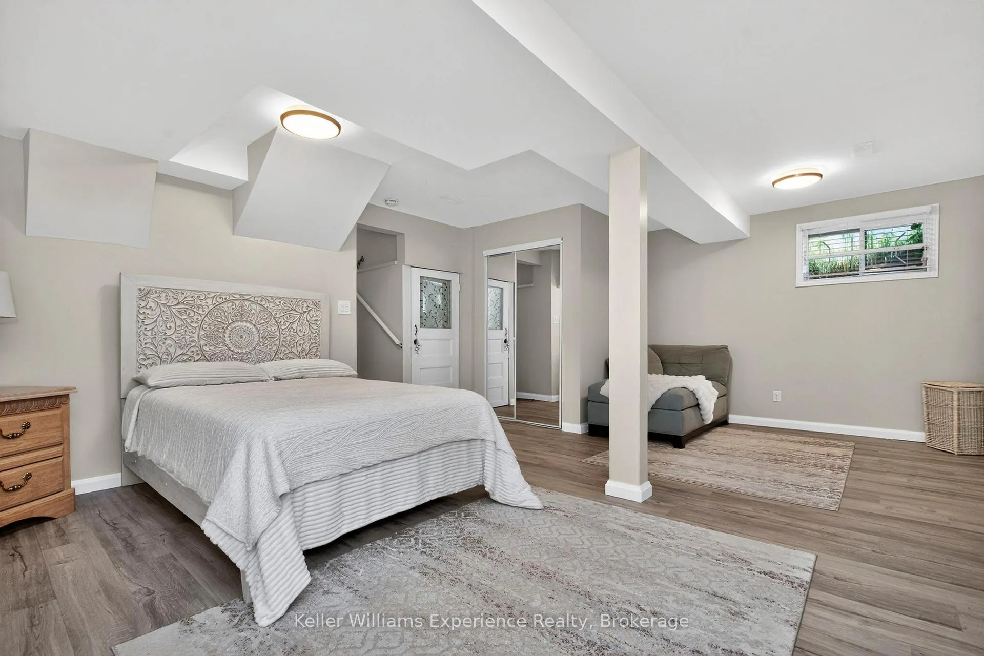 Photo 32 of 174 Seventh Street, Midland — HOMEH