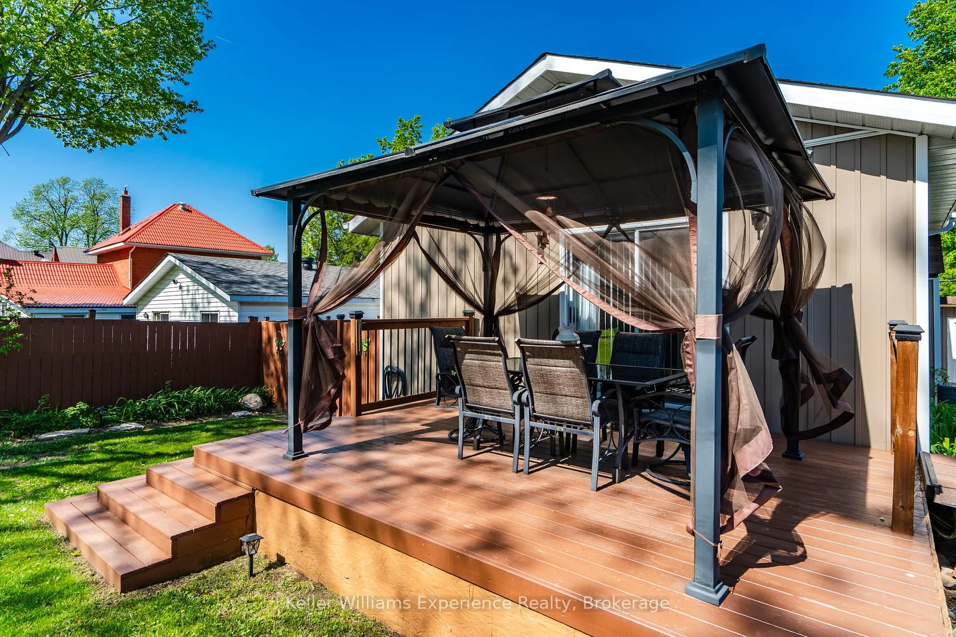 Photo 35 of 174 Seventh Street, Midland — HOMEH