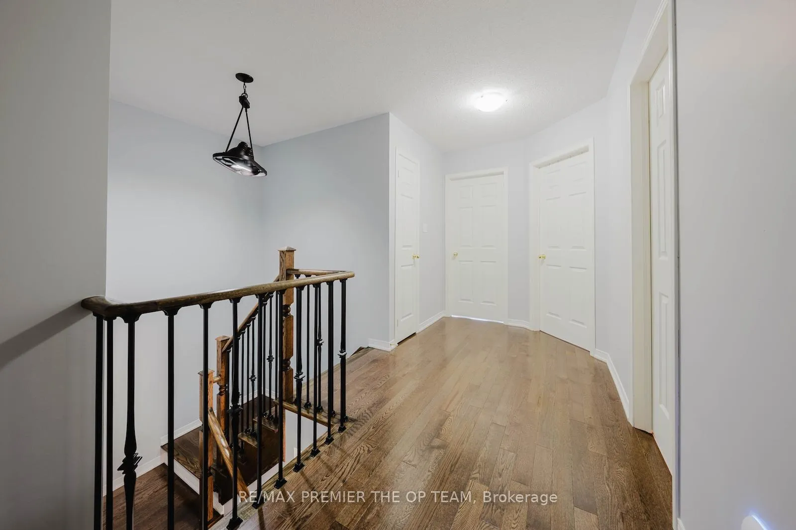 Photo 16 of 29 Manordale Crescent, Vaughan, Vellore Village — HOMEH