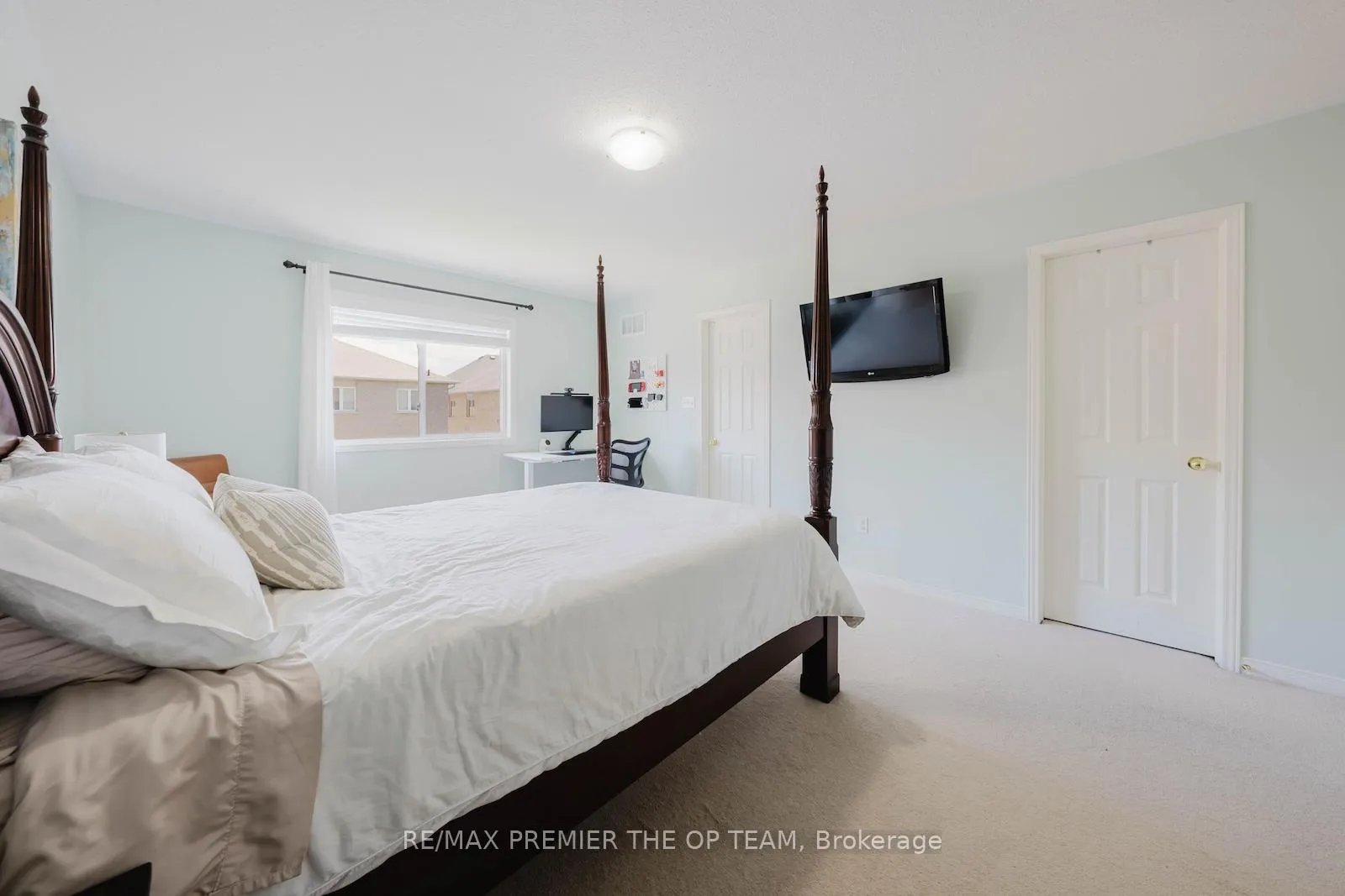 Photo 20 of 29 Manordale Crescent, Vaughan, Vellore Village — HOMEH