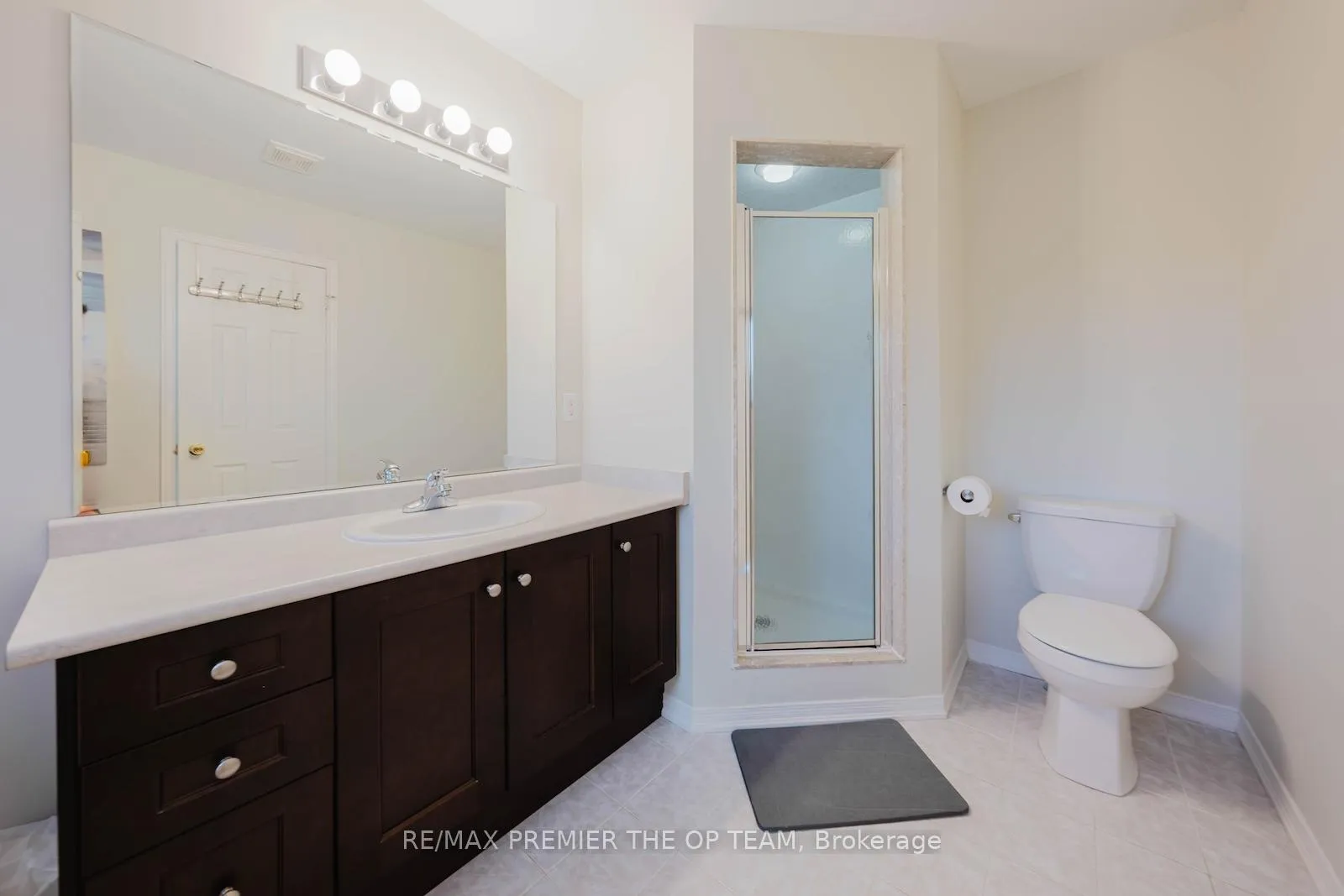 Photo 21 of 29 Manordale Crescent, Vaughan, Vellore Village — HOMEH
