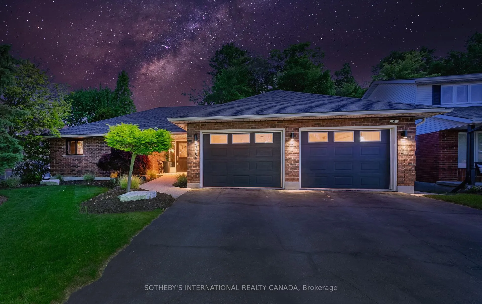 Photo 1 of 304 Auburn Drive, Waterloo — HOMEH