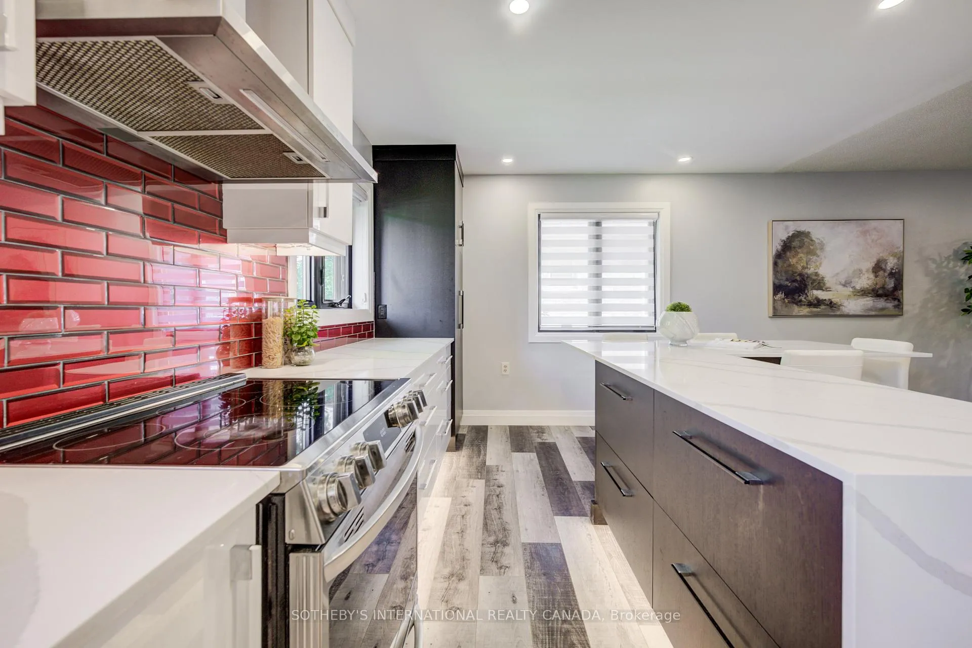 Photo 5 of 304 Auburn Drive, Waterloo — HOMEH