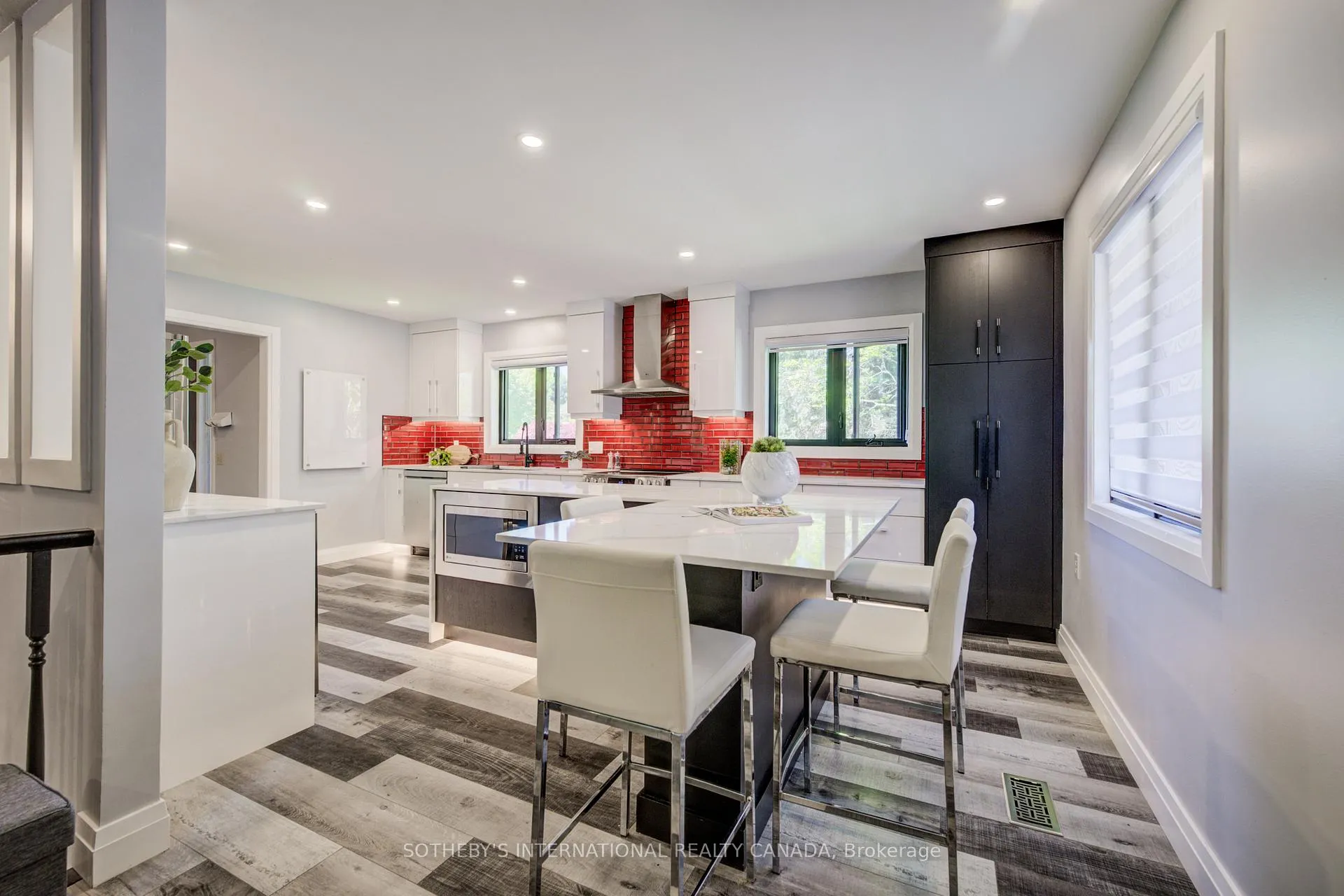 Photo 6 of 304 Auburn Drive, Waterloo — HOMEH