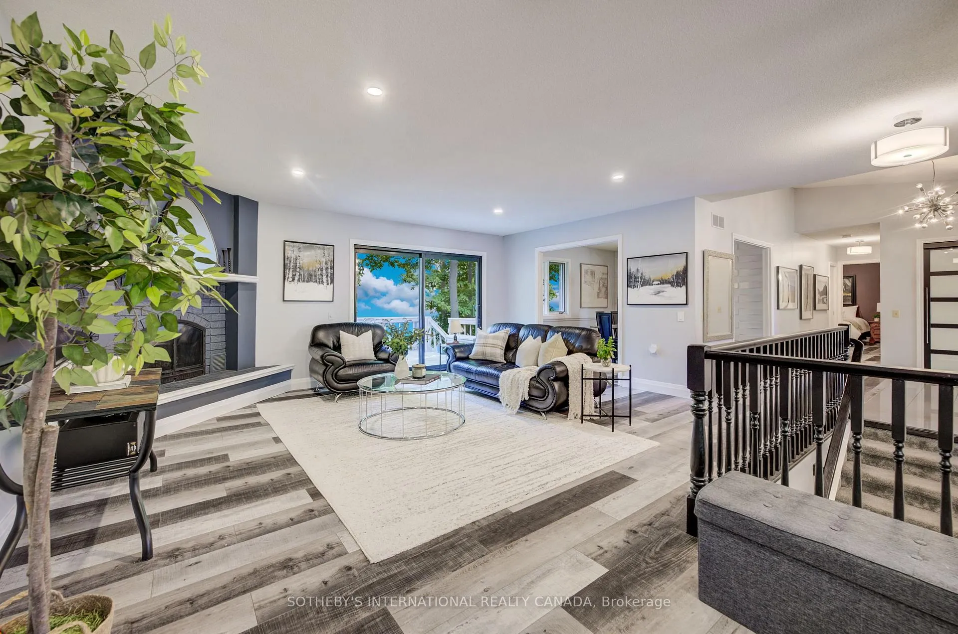 Photo 14 of 304 Auburn Drive, Waterloo — HOMEH