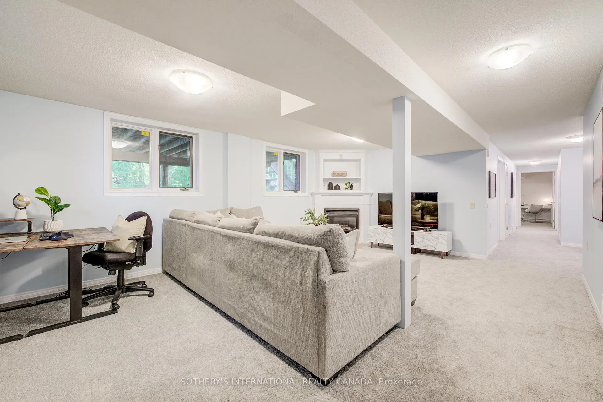Photo 30 of 304 Auburn Drive, Waterloo — HOMEH