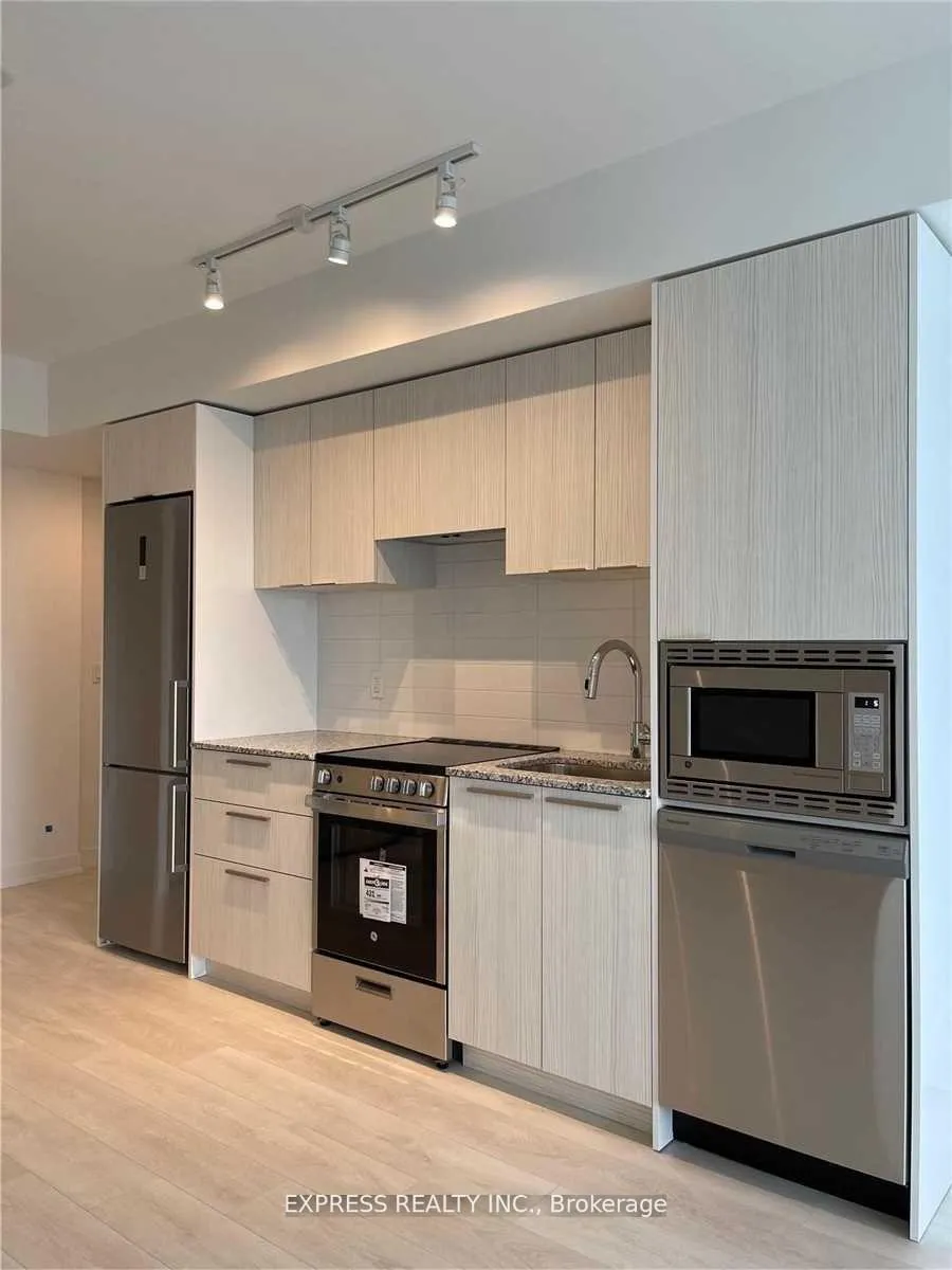 Photo 2 of Unit 2007, 501 Yonge Street, Toronto, Church-Yonge Corridor — HOMEH