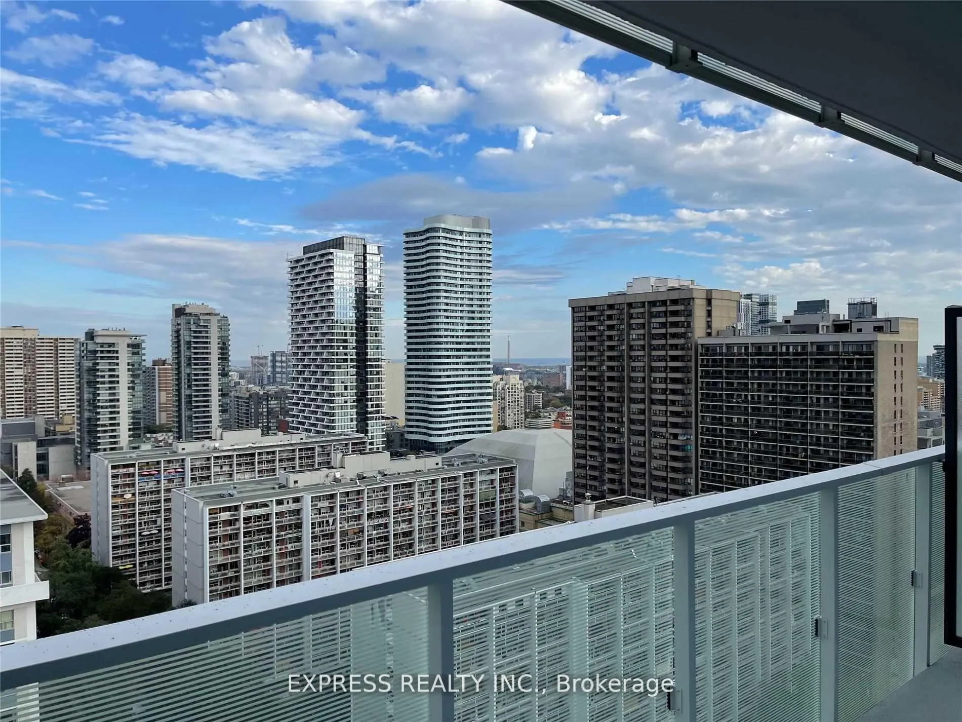 Photo 13 of Unit 2007, 501 Yonge Street, Toronto, Church-Yonge Corridor — HOMEH