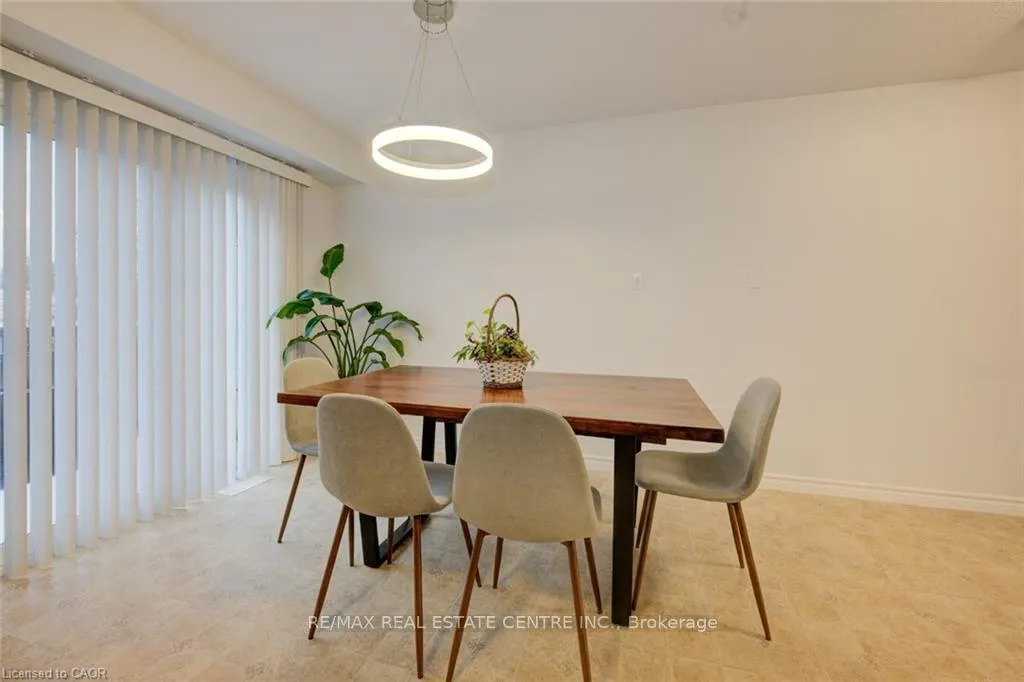 Photo 14 of Unit A4, 20 David Bergey Drive, Kitchener — HOMEH