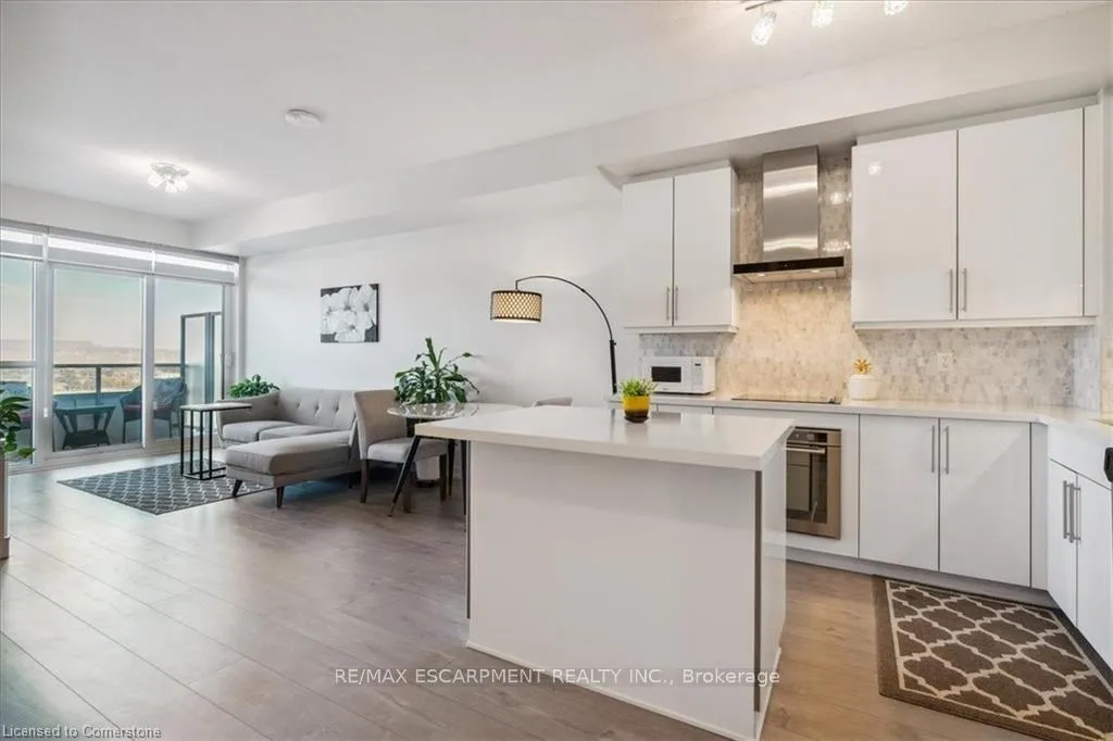 Photo 10 of Unit 1910, 2093 Fairview Street, Burlington, Freeman — HOMEH