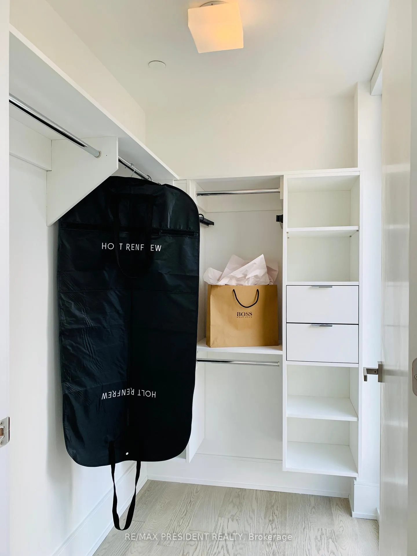 Photo 11 of Unit 816, 1 Gloucester Street, Toronto, Church-Yonge Corridor — HOMEH