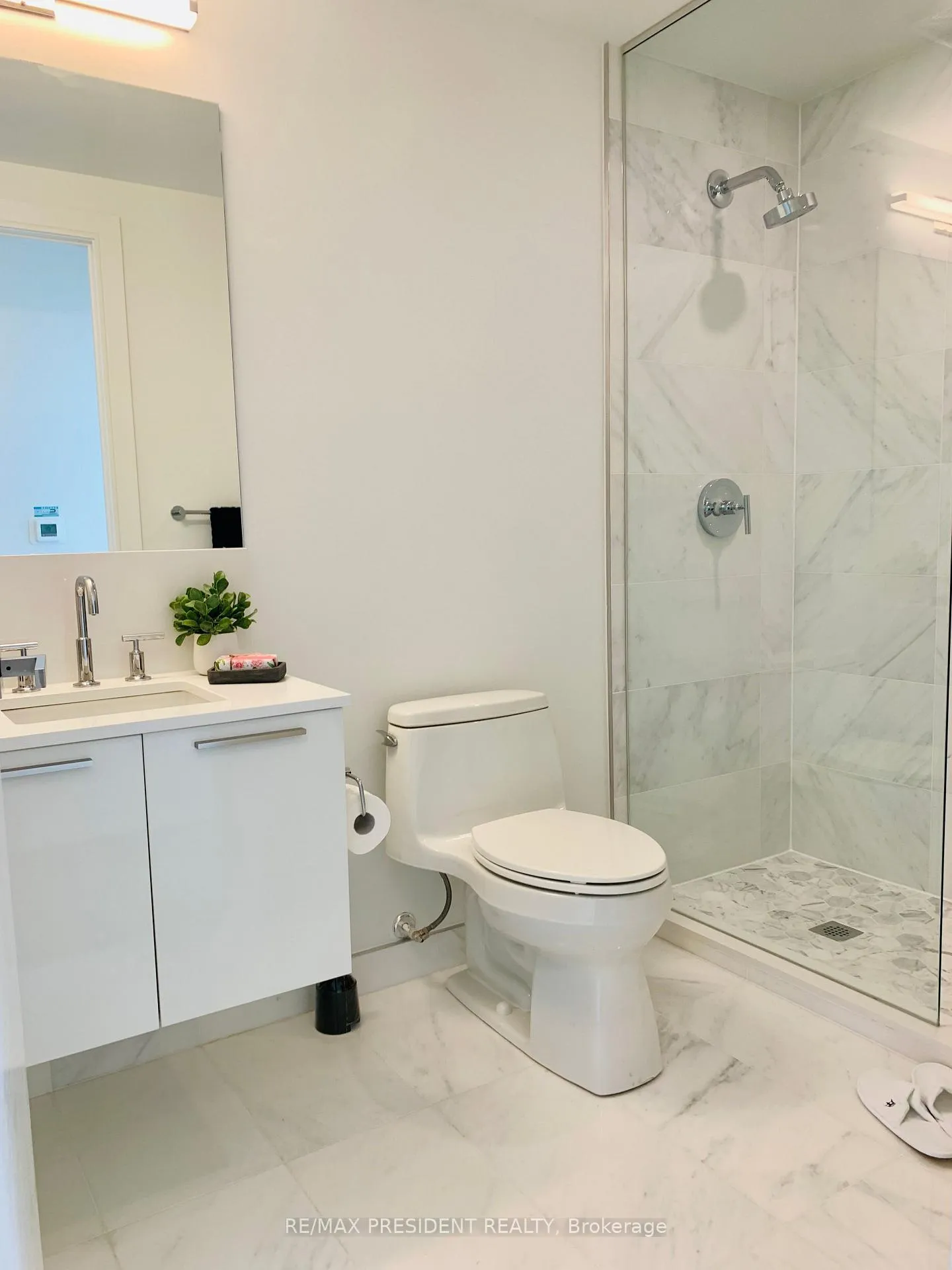 Photo 12 of Unit 816, 1 Gloucester Street, Toronto, Church-Yonge Corridor — HOMEH