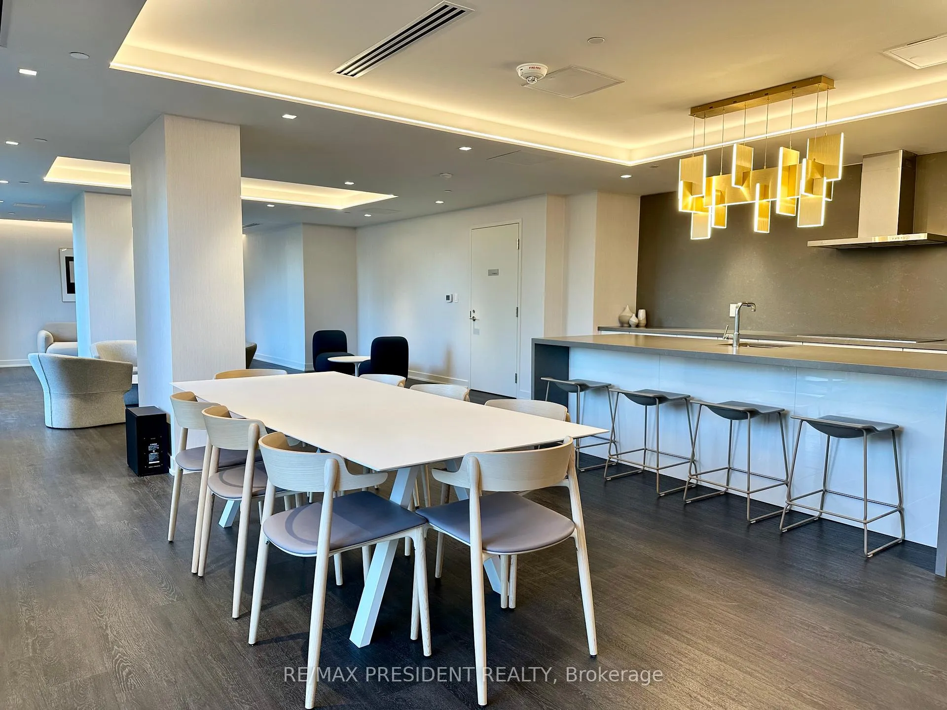 Photo 25 of Unit 816, 1 Gloucester Street, Toronto, Church-Yonge Corridor — HOMEH