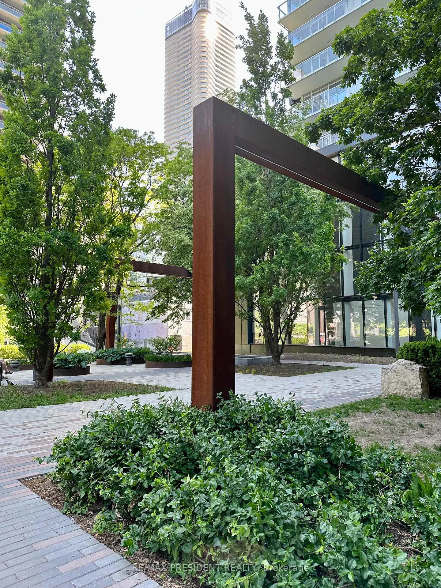 Photo 26 of Unit 816, 1 Gloucester Street, Toronto, Church-Yonge Corridor — HOMEH