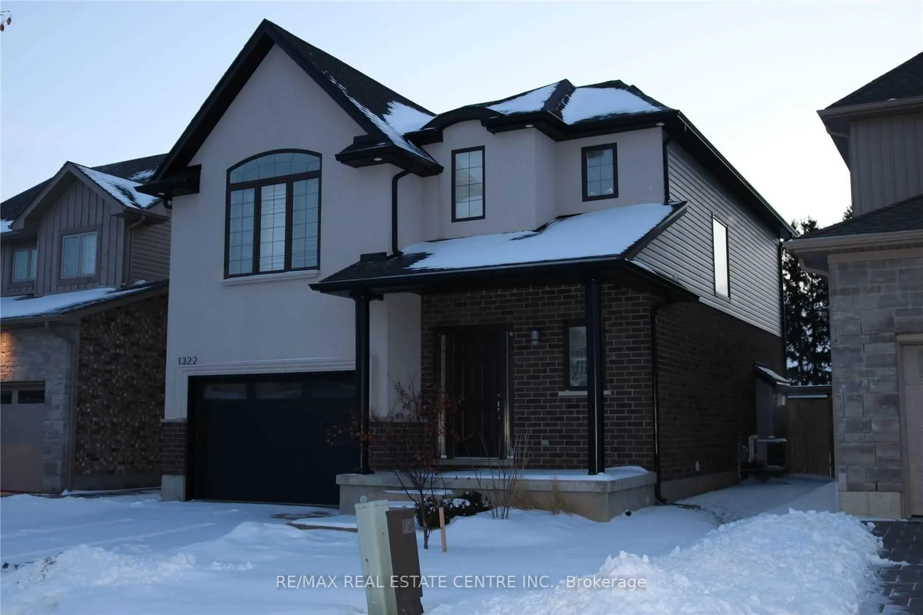 Photo 1 of 1322 Pleasantview Drive, London, North C — HOMEH