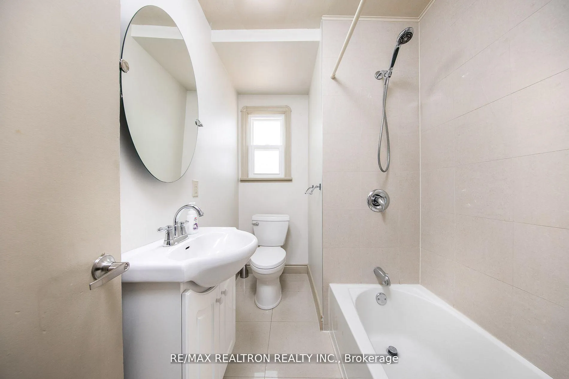 Photo 13 of 24 Highland Park Boulevard, Markham, Thornhill — HOMEH