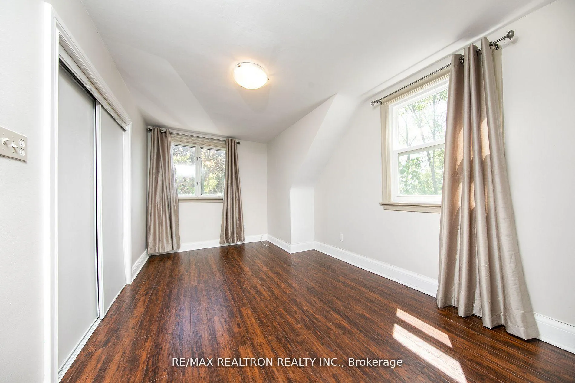 Photo 20 of 24 Highland Park Boulevard, Markham, Thornhill — HOMEH
