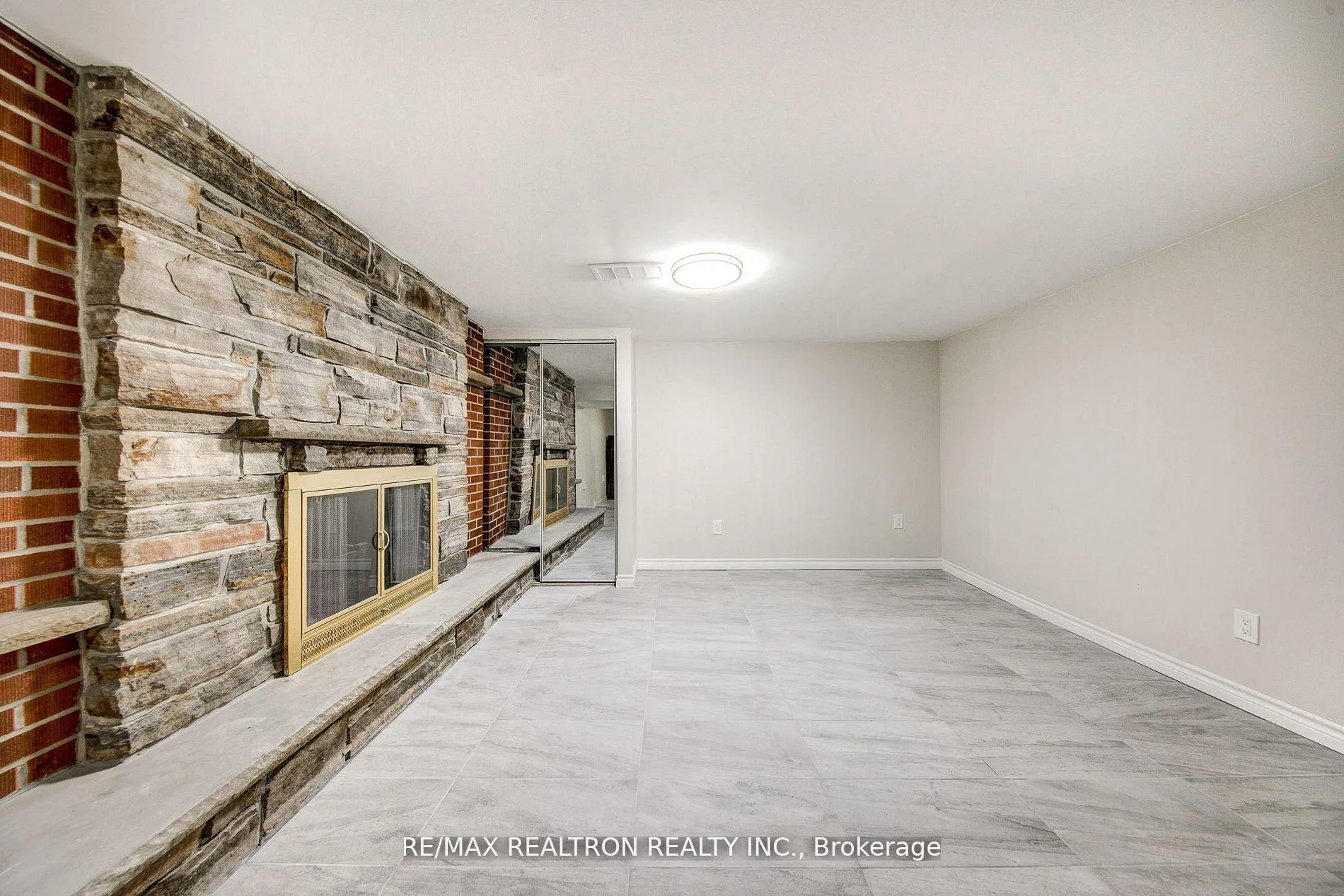 Photo 29 of 24 Highland Park Boulevard, Markham, Thornhill — HOMEH