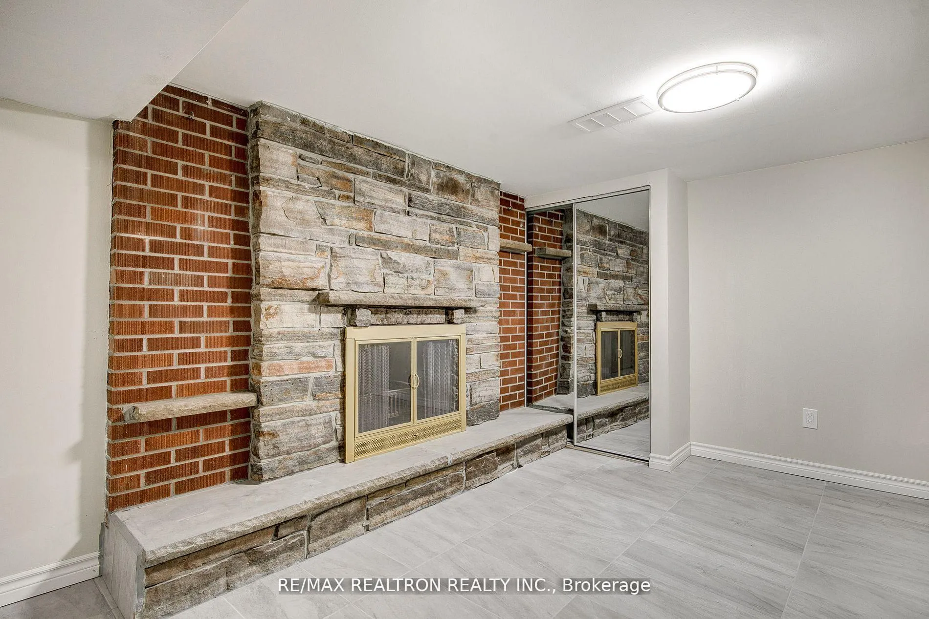 Photo 30 of 24 Highland Park Boulevard, Markham, Thornhill — HOMEH