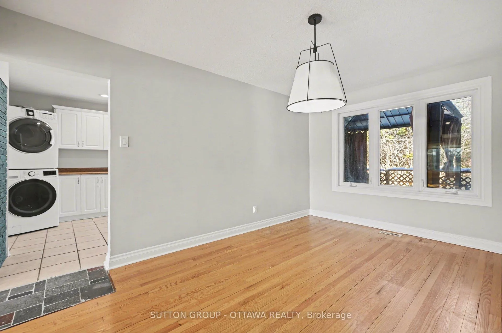 Photo 11 of 1071 Aldea Avenue, Ottawa, Billings Bridge — HOMEH