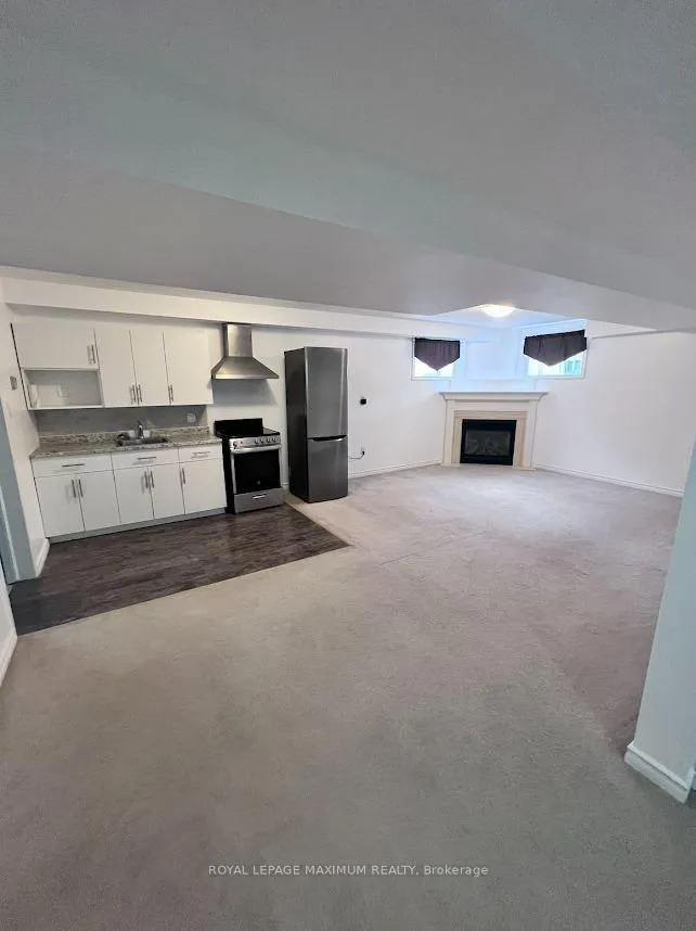 Photo 4 of Unit Bsmt, 82 Ambler, Barrie, Georgian Drive — HOMEH