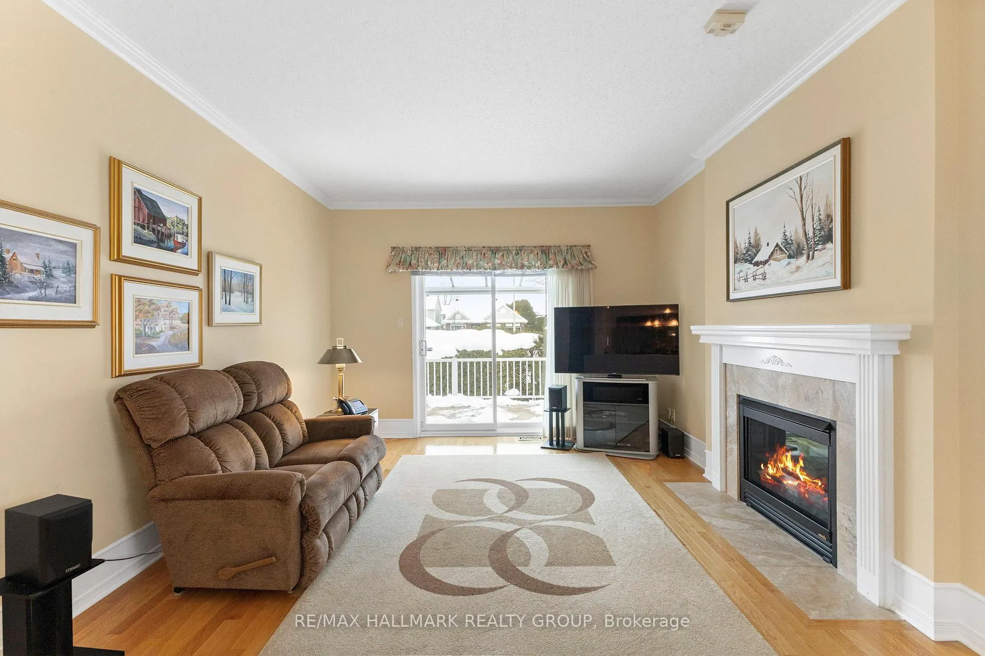 Photo 18 of 2202 Nature Trail Crescent, Ottawa, Chapel Hill South - Orleans Village — HOMEH