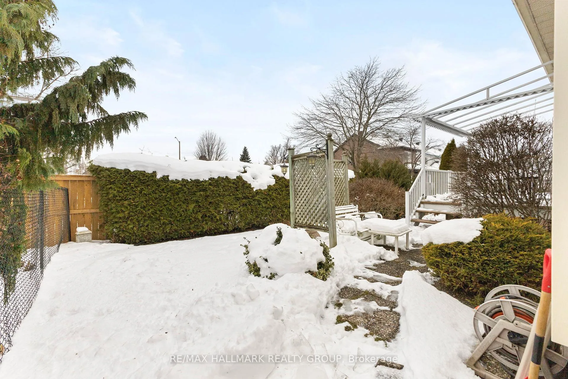 Photo 39 of 2202 Nature Trail Crescent, Ottawa, Chapel Hill South - Orleans Village — HOMEH