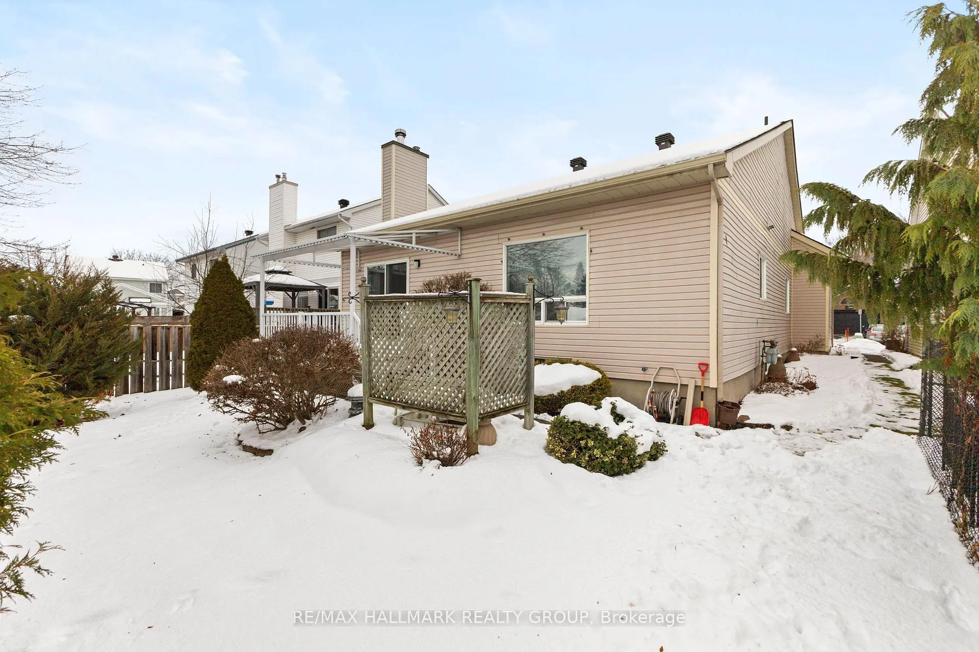 Photo 40 of 2202 Nature Trail Crescent, Ottawa, Chapel Hill South - Orleans Village — HOMEH