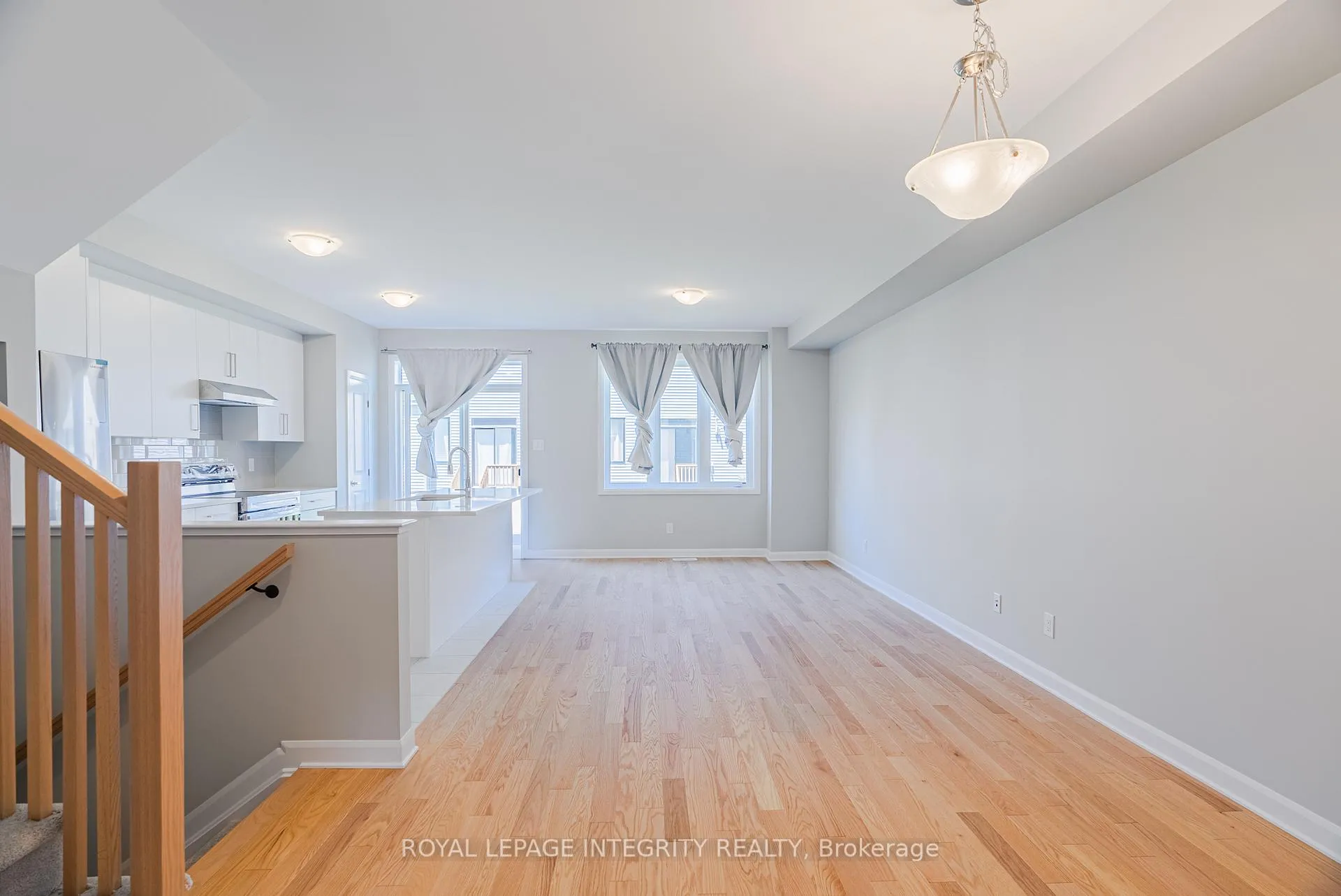 Photo 5 of 96 Osler Street E, Ottawa, Kanata - Morgan's Grant/South March — HOMEH