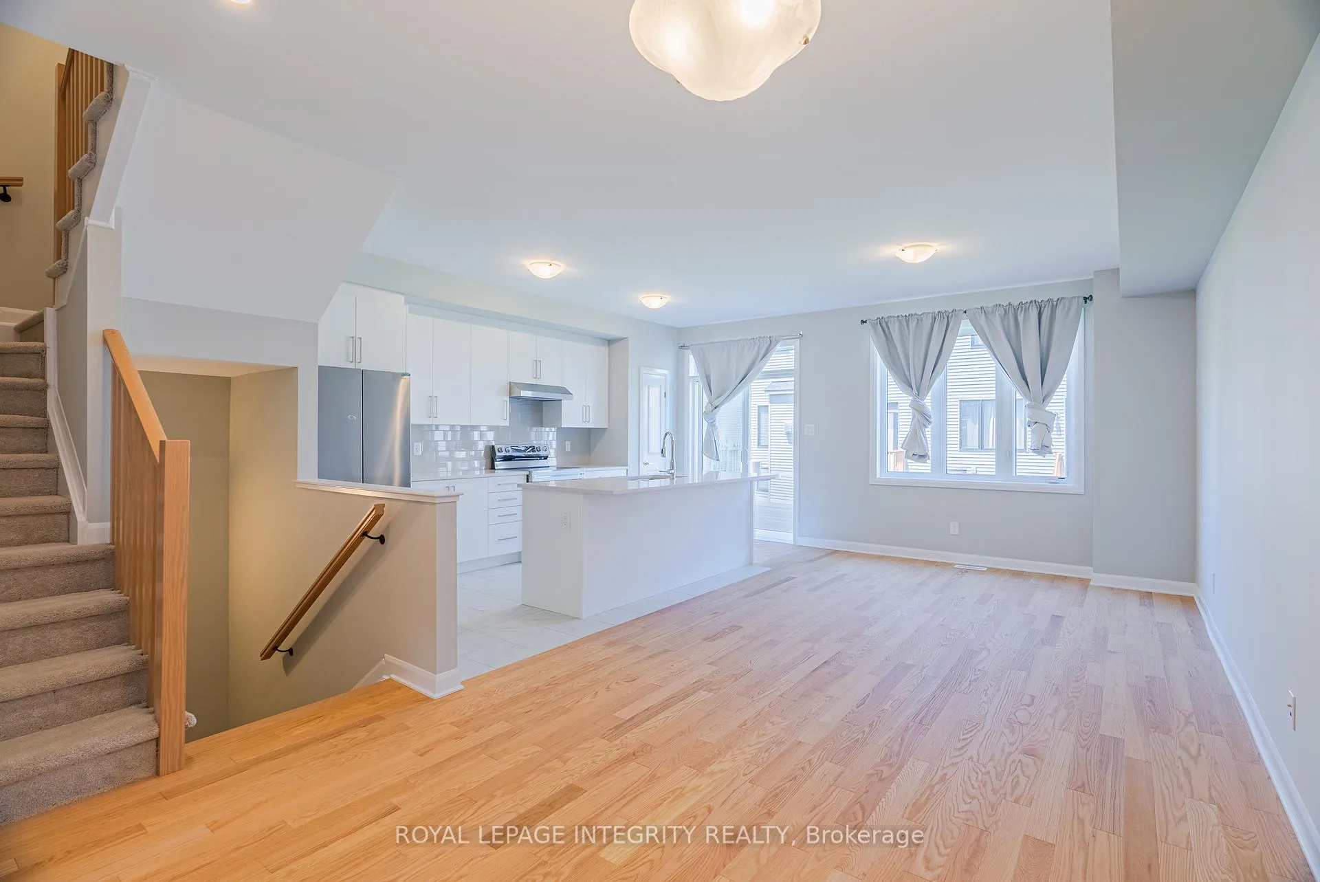 Photo 6 of 96 Osler Street E, Ottawa, Kanata - Morgan's Grant/South March — HOMEH