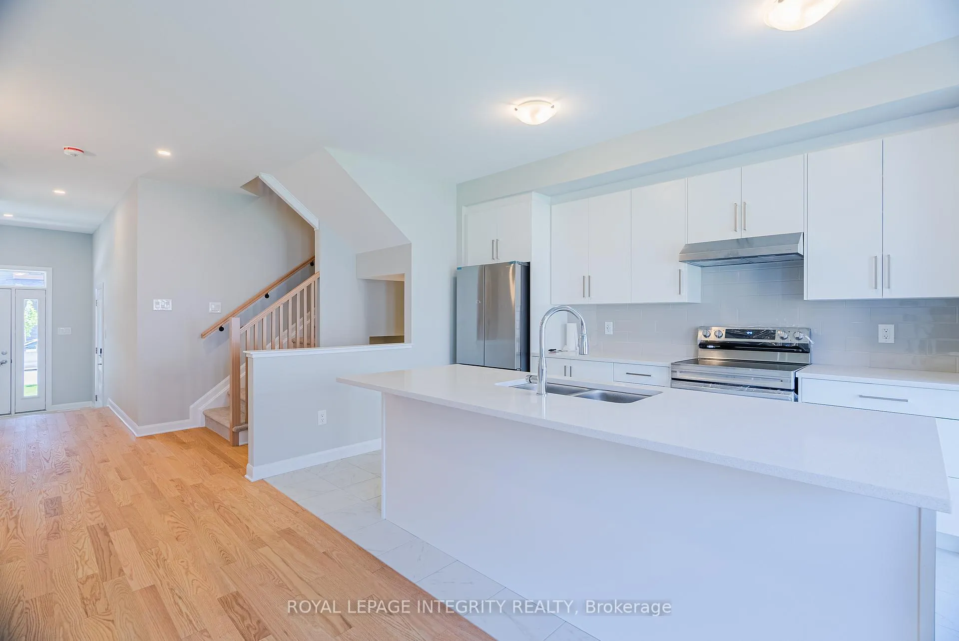 Photo 8 of 96 Osler Street E, Ottawa, Kanata - Morgan's Grant/South March — HOMEH