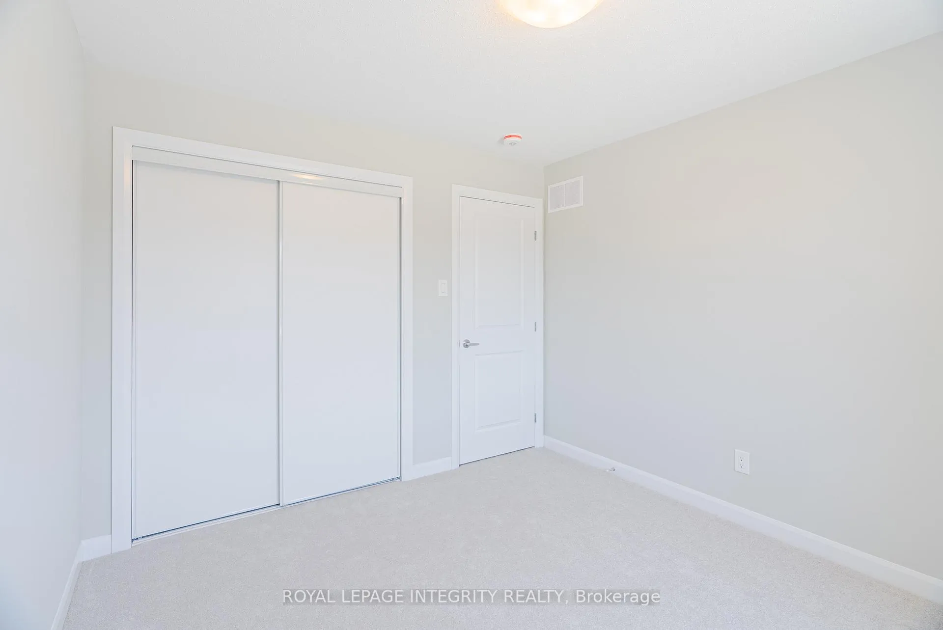 Photo 19 of 96 Osler Street E, Ottawa, Kanata - Morgan's Grant/South March — HOMEH