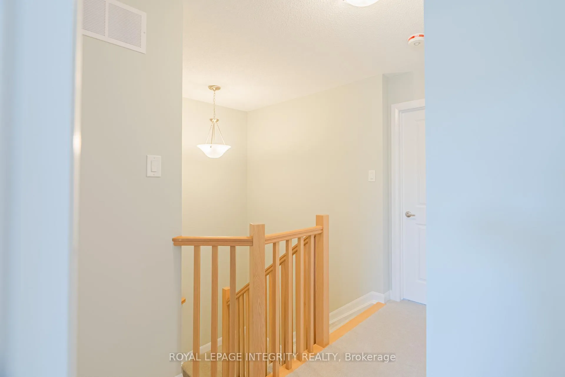 Photo 23 of 96 Osler Street E, Ottawa, Kanata - Morgan's Grant/South March — HOMEH