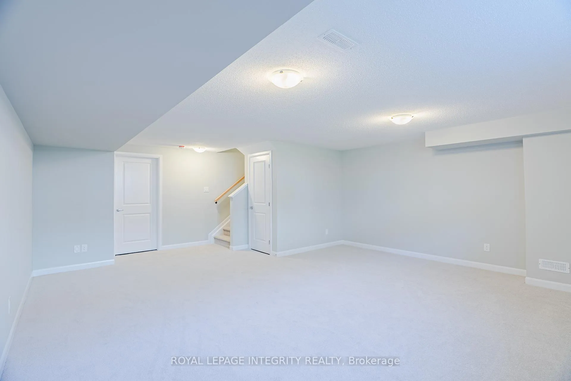 Photo 26 of 96 Osler Street E, Ottawa, Kanata - Morgan's Grant/South March — HOMEH