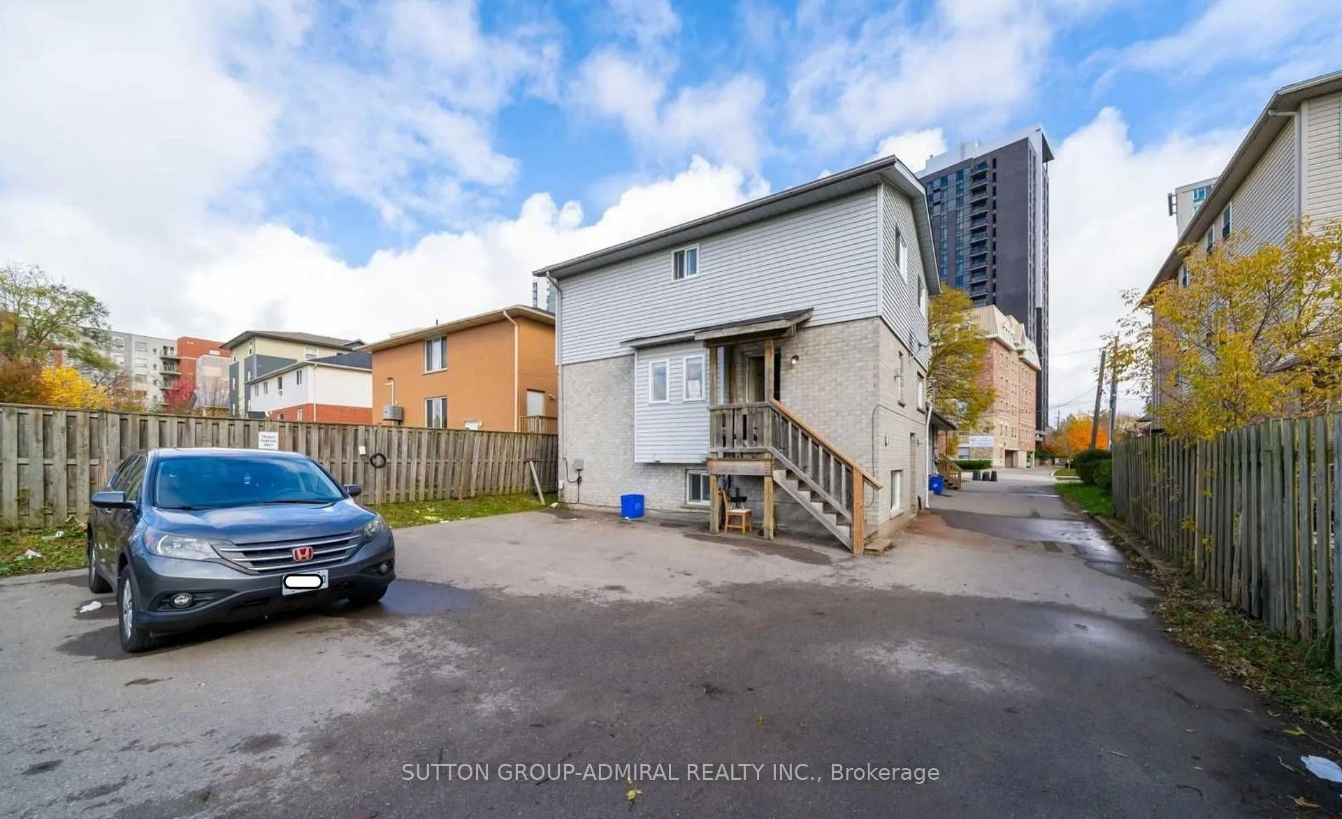 Photo 3 of 329 Spruce Street, Waterloo, Beechwood/University — HOMEH