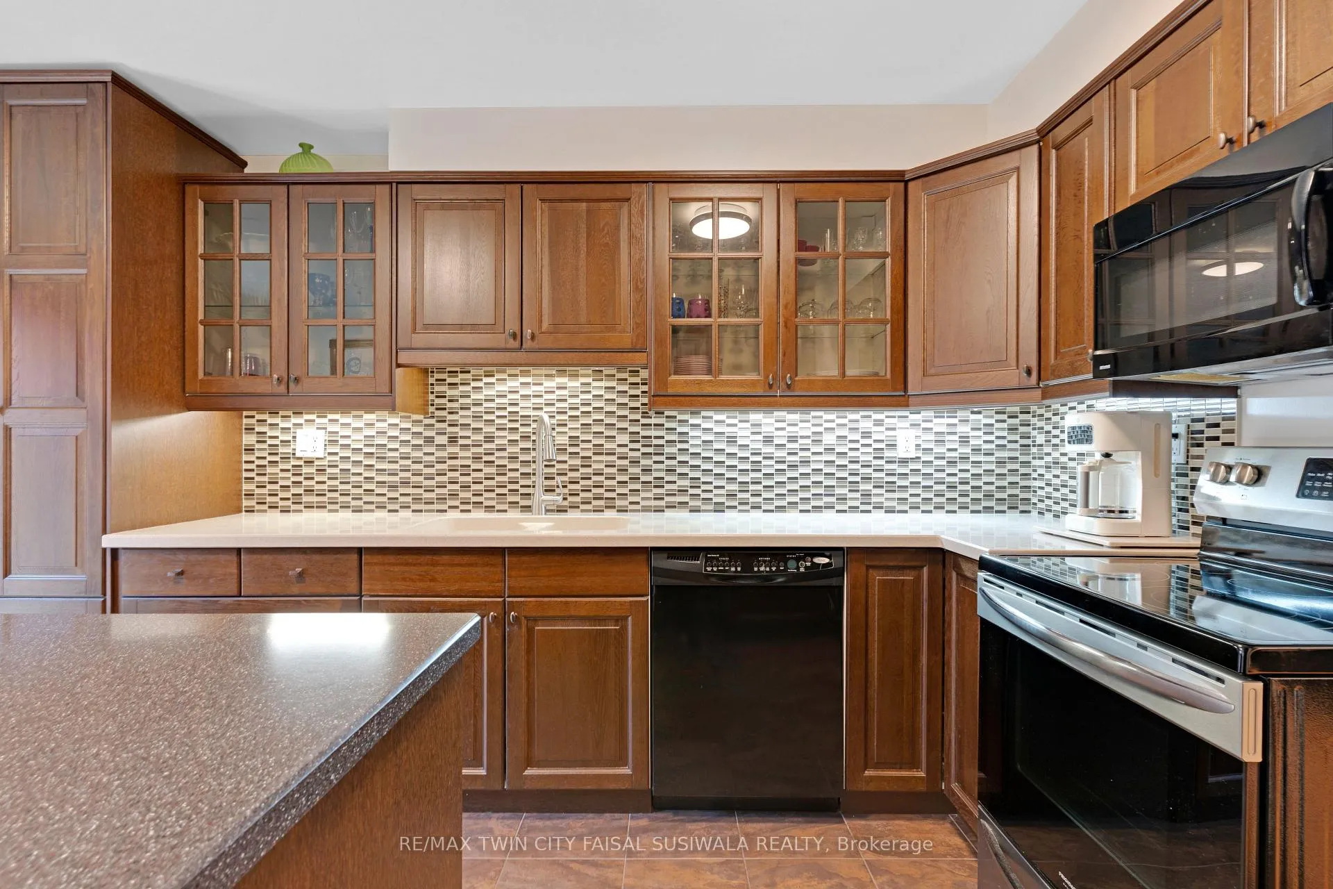 Photo 17 of 77 Mctague Drive, Cambridge — HOMEH