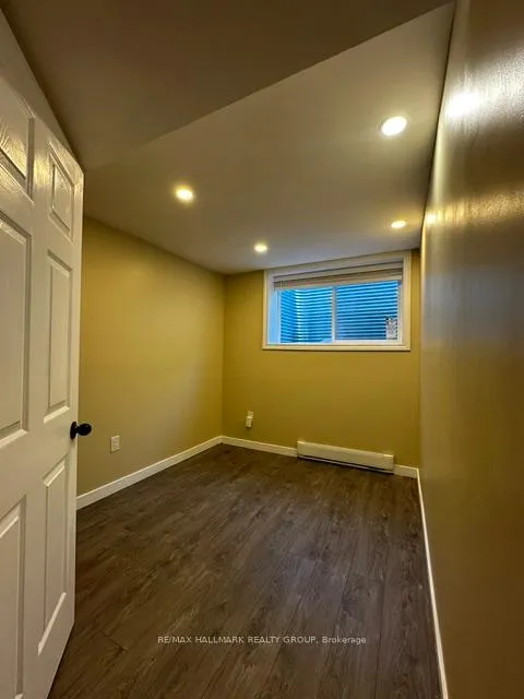 Photo 5 of Unit A, 1488 Meadowbrook Road, Ottawa, Pineview — HOMEH