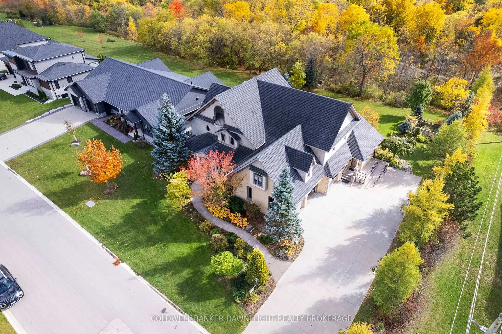 Photo of 246 Hazelton Lane